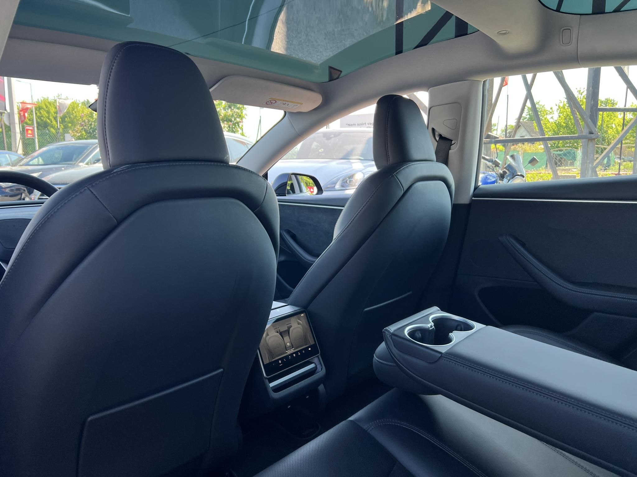 TESLA MODEL 3 Long Range AWD (Automata) HIGHLAND 130e km. AMD Ryzen. hőszivattyú. akár 600km hatótáv!