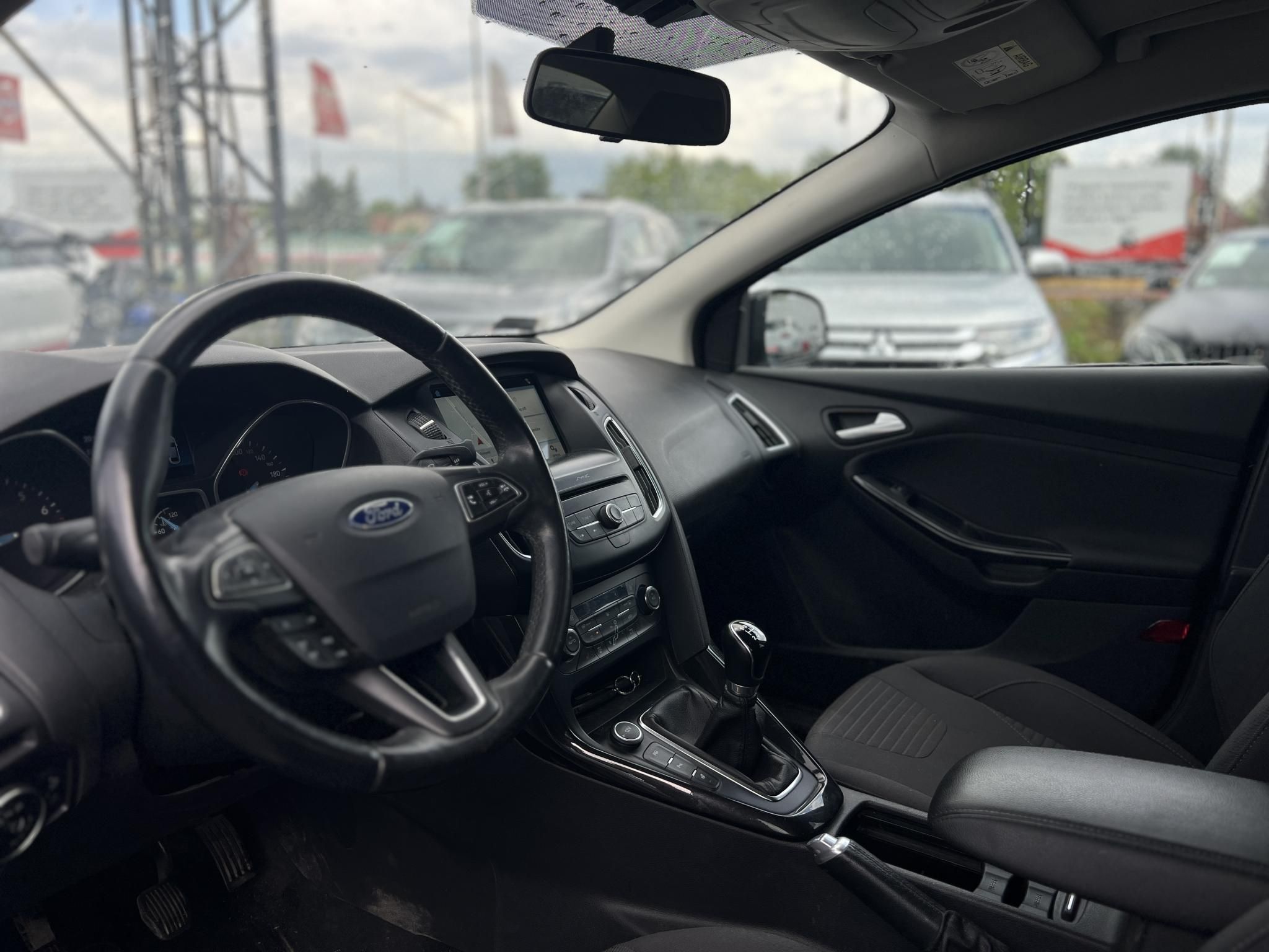 FORD FOCUS 1.6 Ti-VCT Technology Magyarországi 80e km Végig szervizelt!