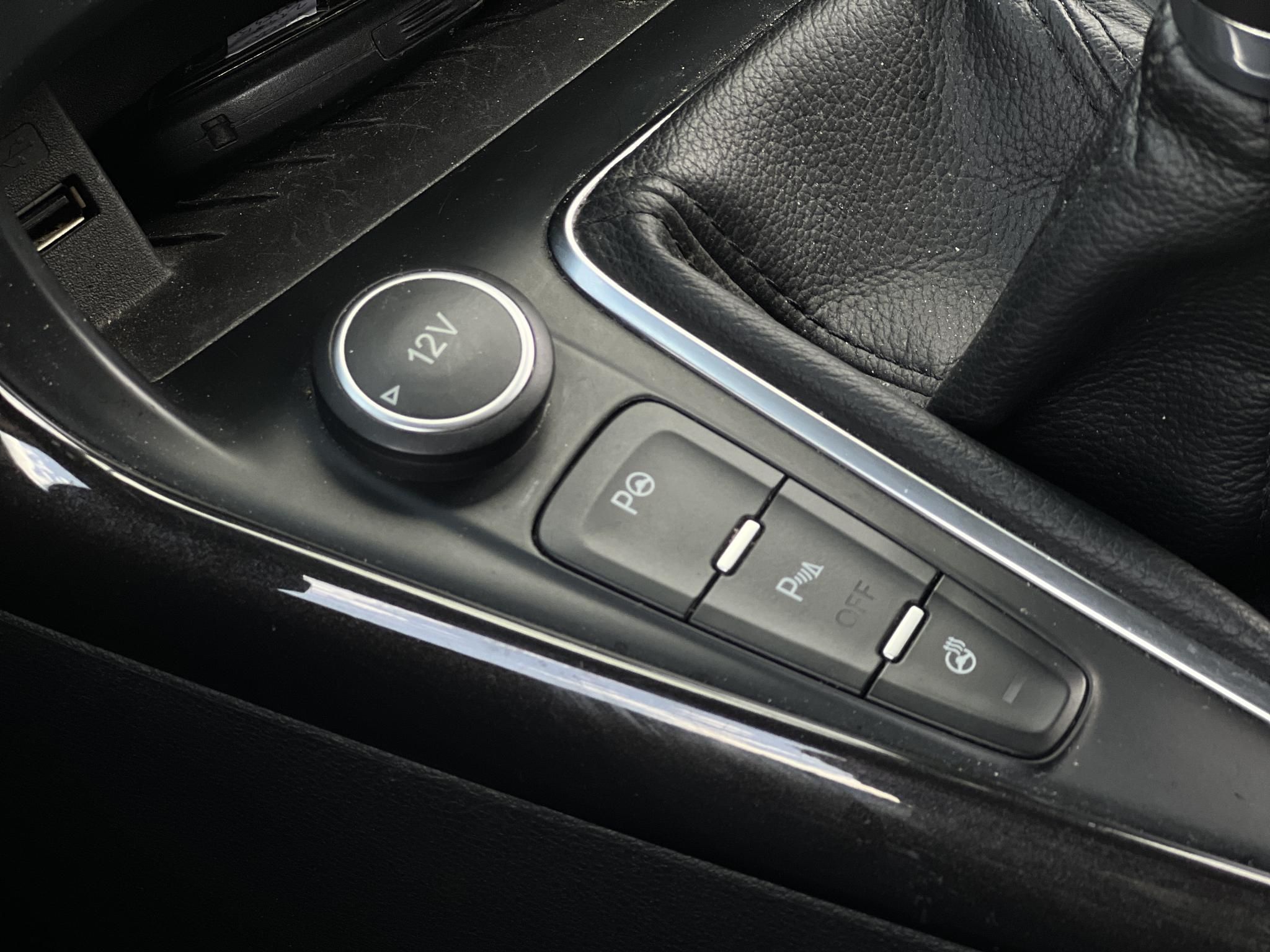 FORD FOCUS 1.6 Ti-VCT Technology Magyarországi 80e km Végig szervizelt!