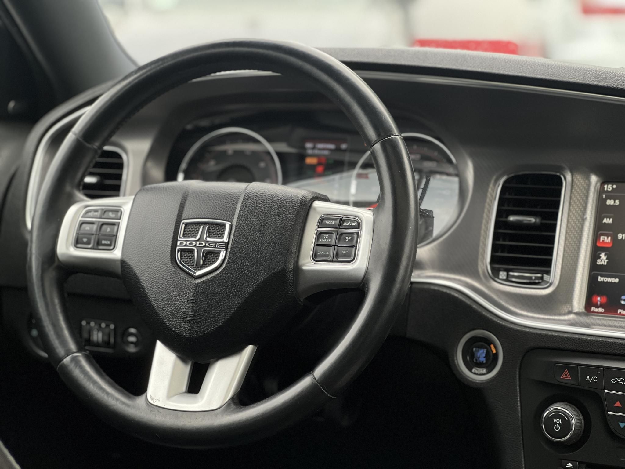 DODGE CHARGER 5.7 Hemi R/T