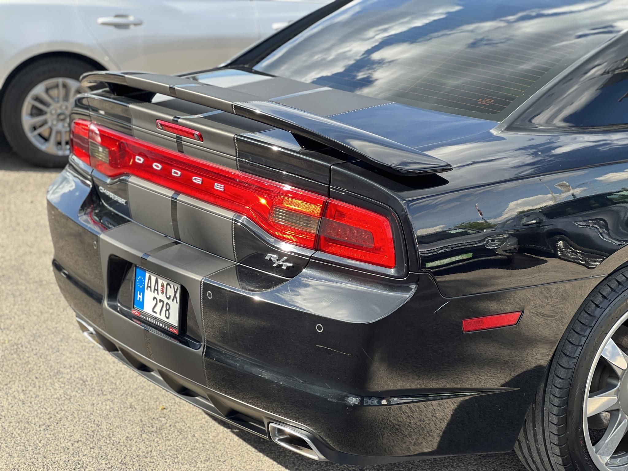 DODGE CHARGER 5.7 Hemi R/T