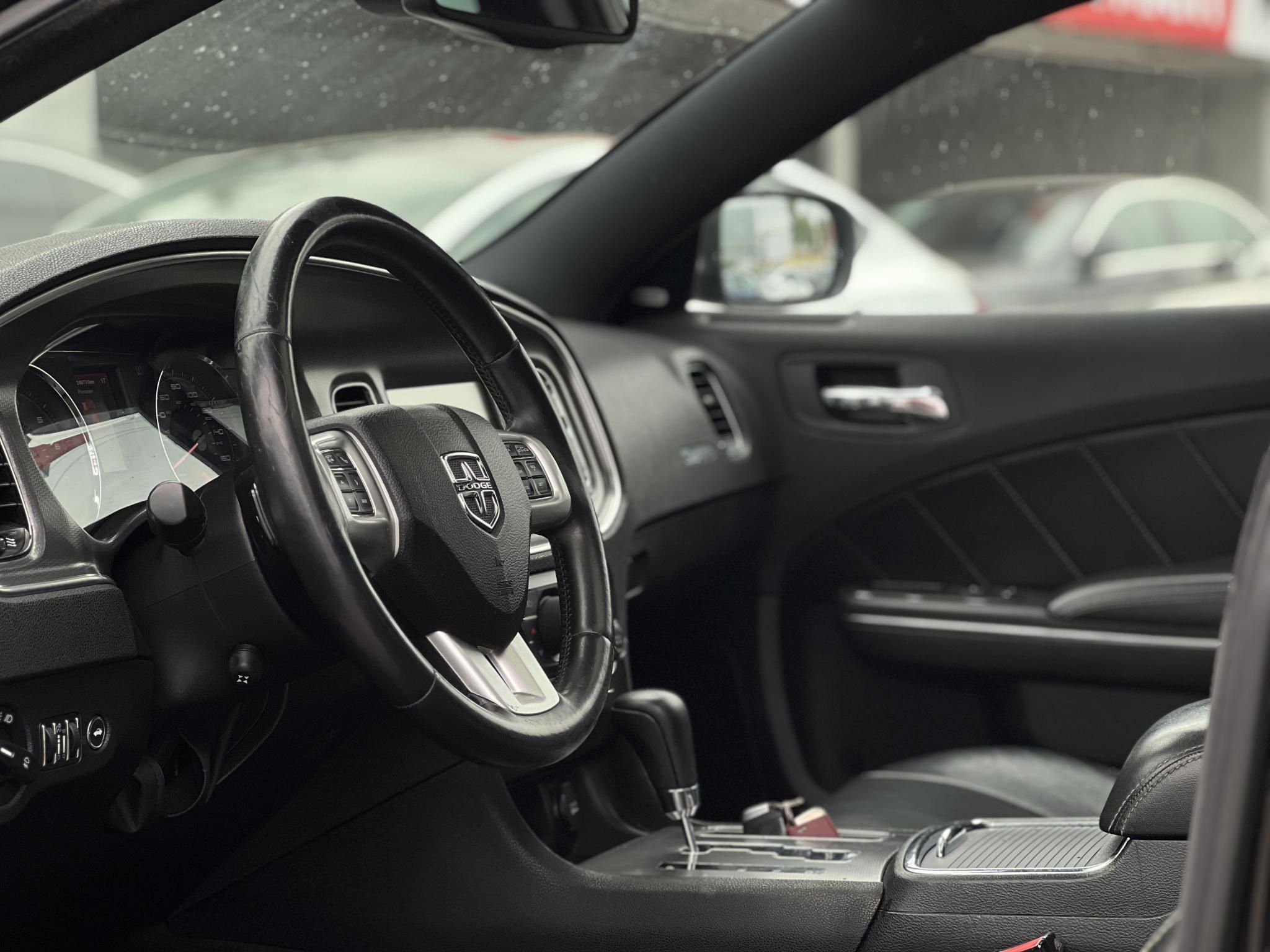 DODGE CHARGER 5.7 Hemi R/T