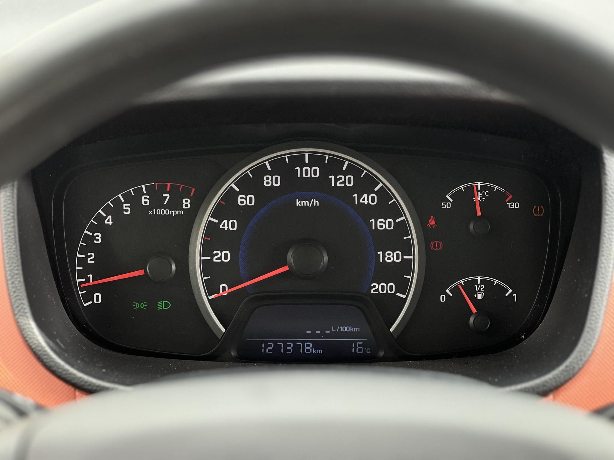 HYUNDAI I10 1.0i Go! Klíma Tempomat Parkolóradar Teljes szerviztörténet!