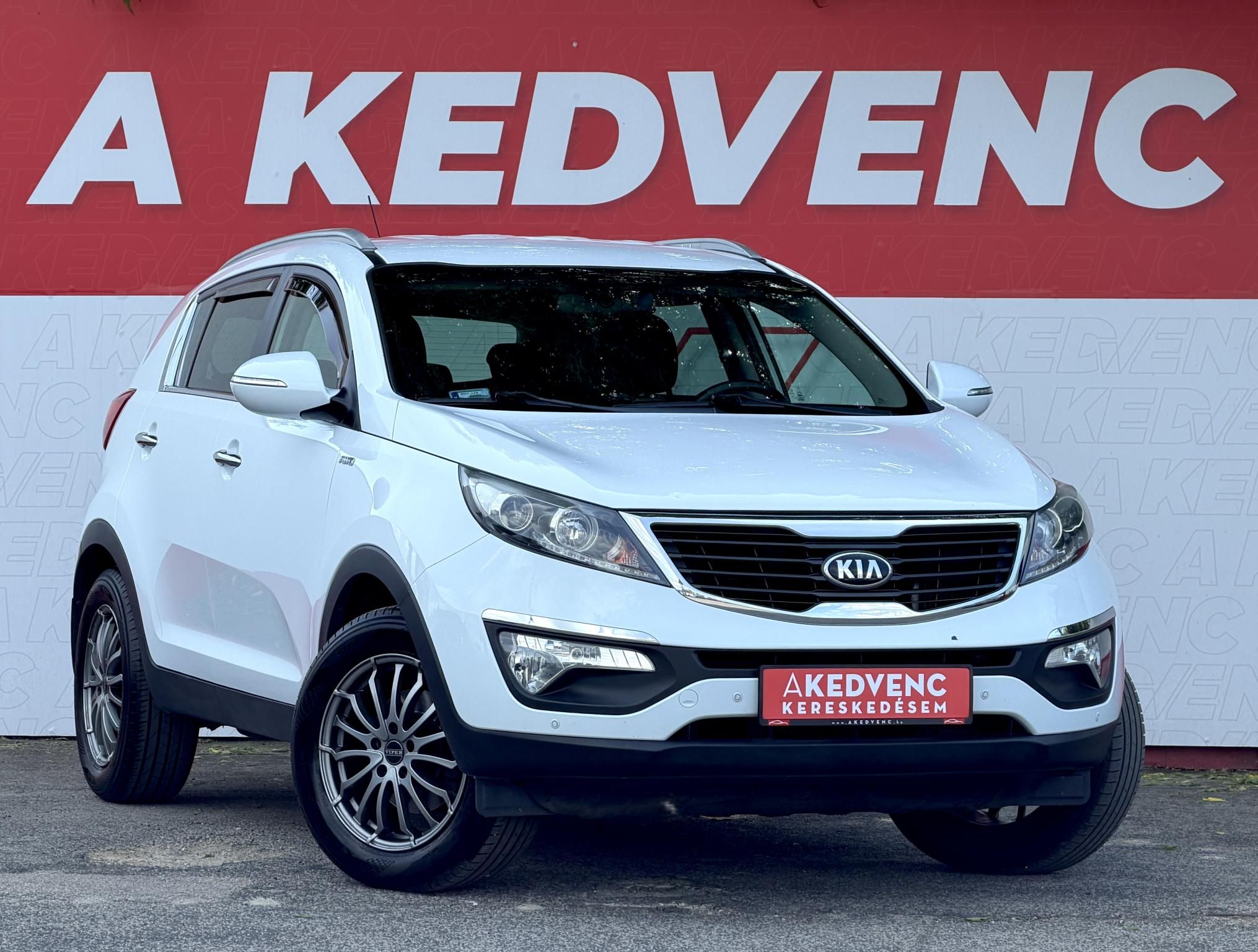 KIA SPORTAGE 2.0 CRDi EX Prémium 4x4 Magyarországi. tempomat. digitklíma. tolatóradar. vonóhorog. téli-nyári kerék!