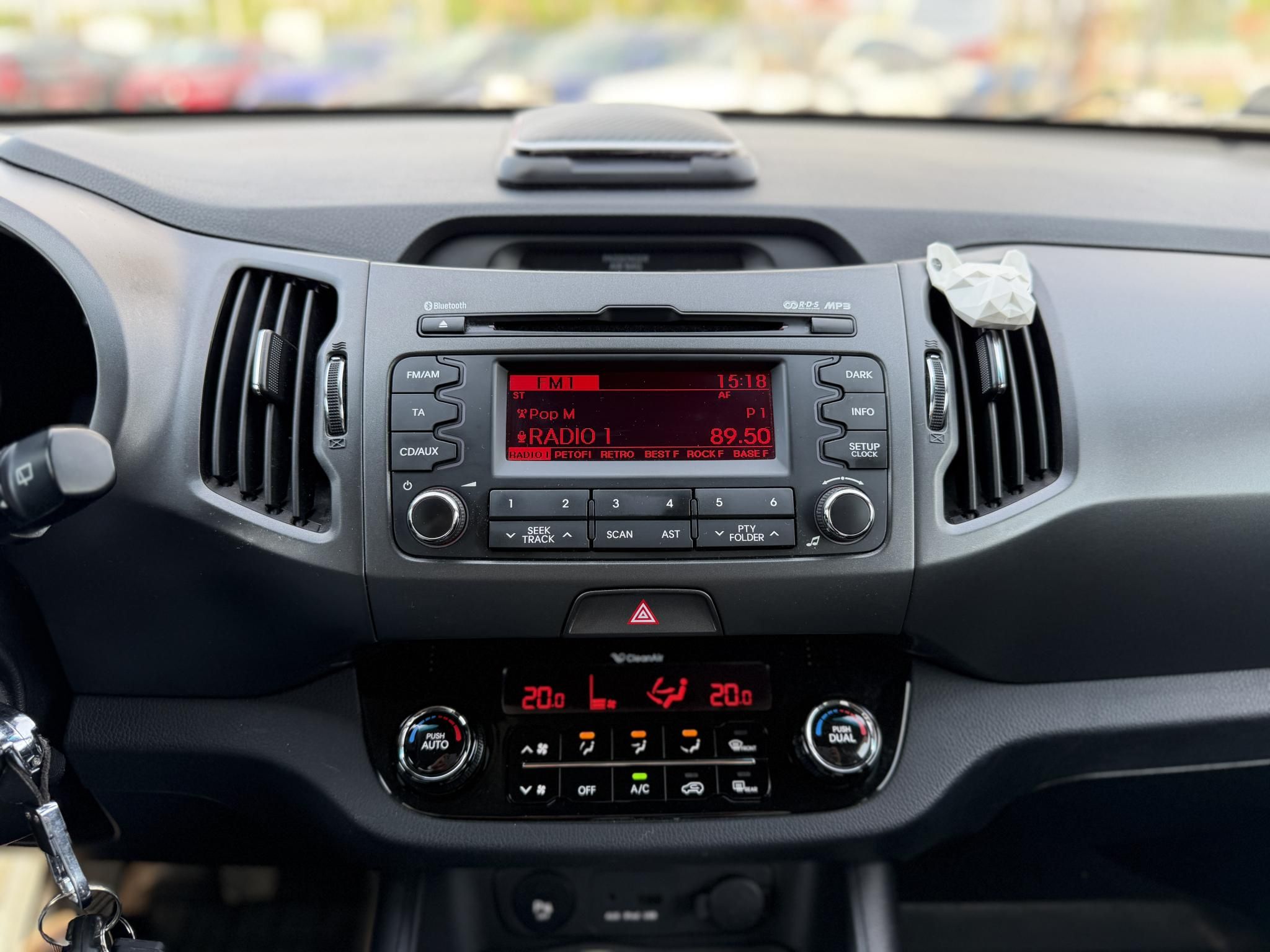 KIA SPORTAGE 2.0 CRDi EX Prémium 4x4 Magyarországi. tempomat. digitklíma. tolatóradar. vonóhorog. téli-nyári kerék!