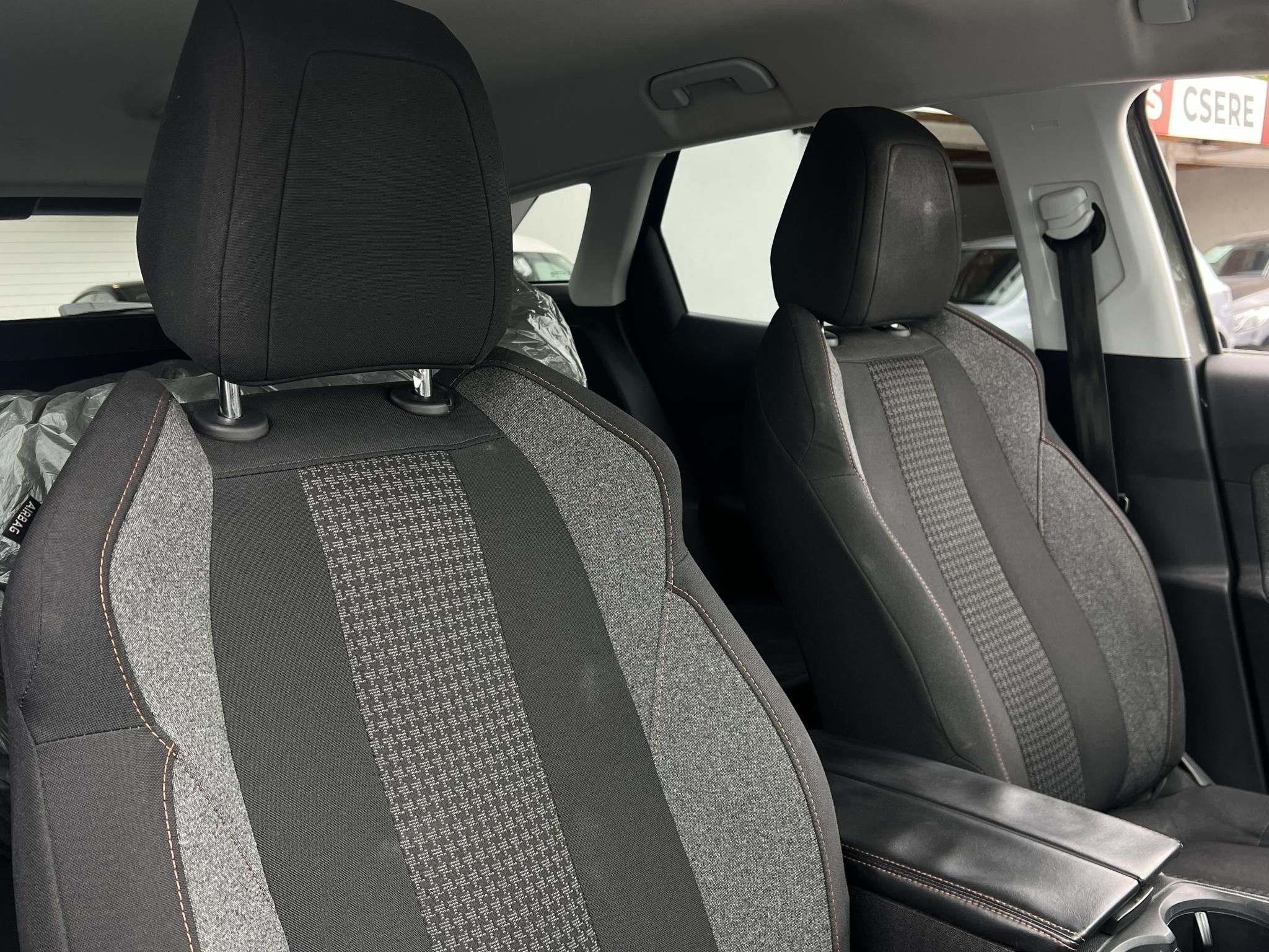 PEUGEOT 3008 1.6 BlueHDi Active EAT6 Klíma Tempomat Bluetooth Carplay 360 kamera!