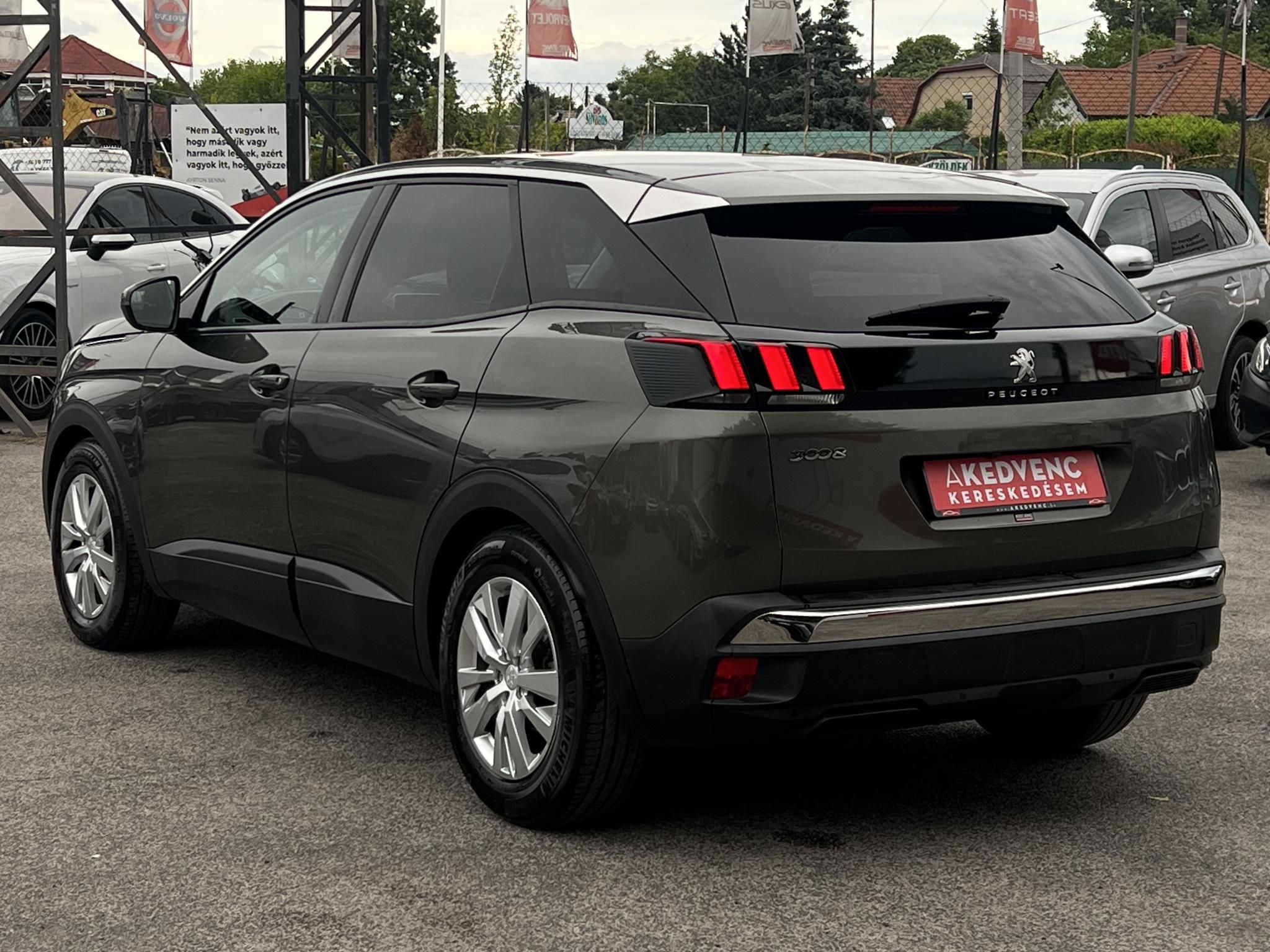 PEUGEOT 3008 1.6 BlueHDi Active EAT6 Klíma Tempomat Bluetooth Carplay 360 kamera!