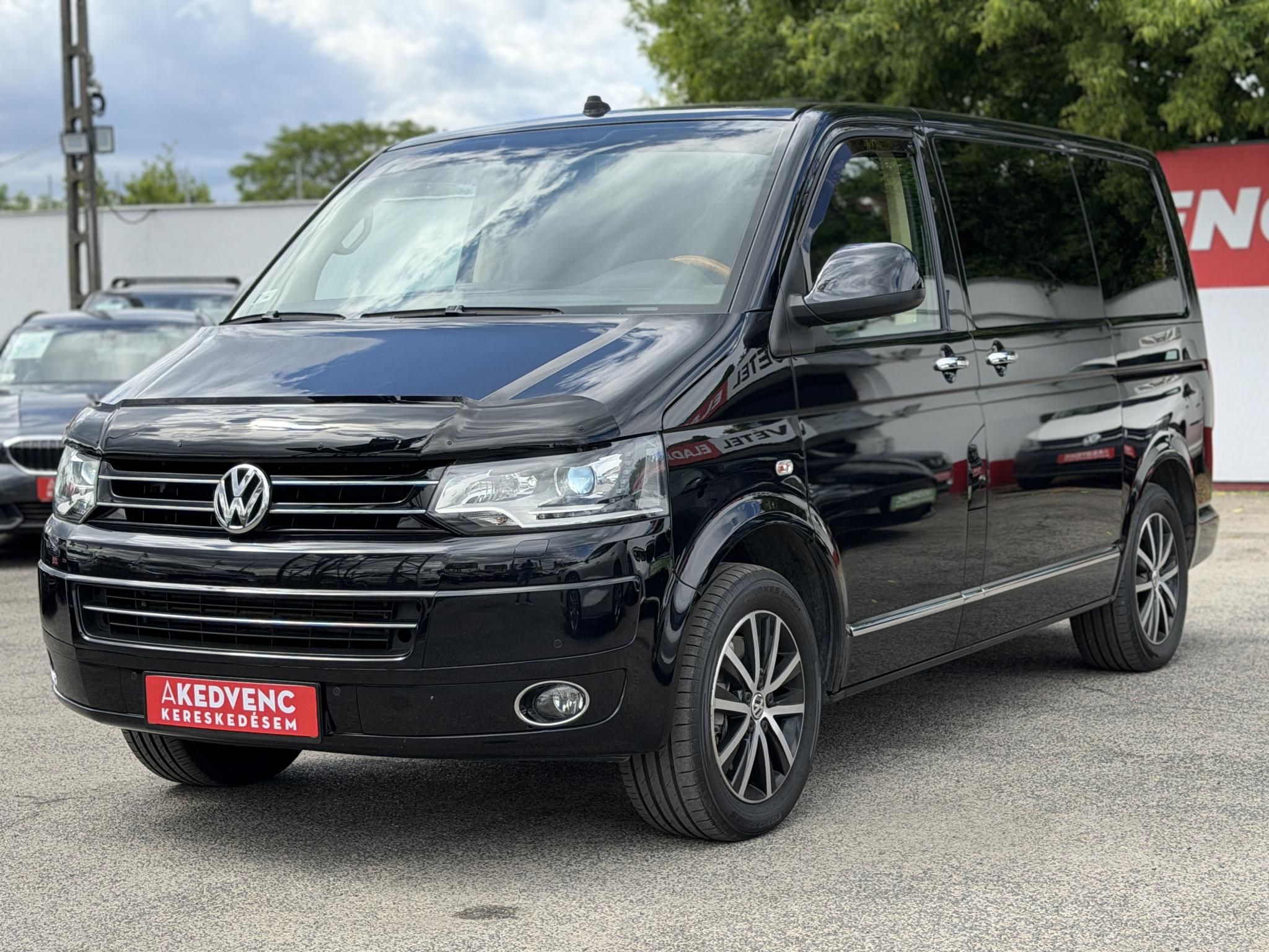 VOLKSWAGEN MULTIVAN Highline Business VIP Nagyon ritka kivitel!