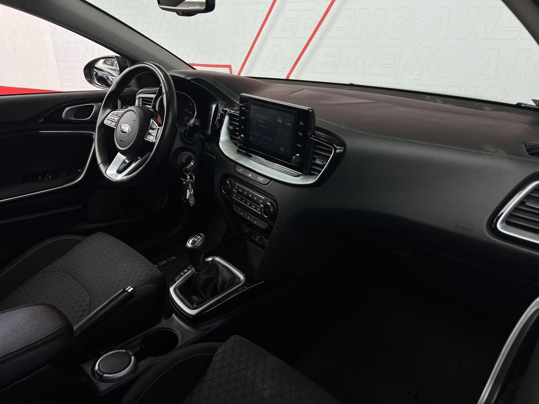 KIA CEE'D Ceed 1.6 CRDi HP Gold Carplay T.kamera Gyári garancia!