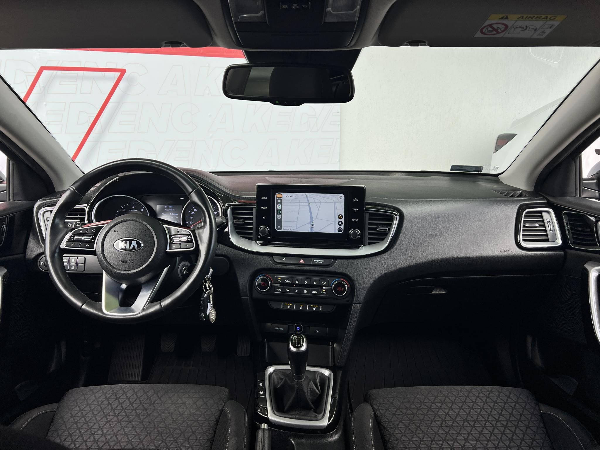 KIA CEE'D Ceed 1.6 CRDi HP Gold Carplay T.kamera Gyári garancia!