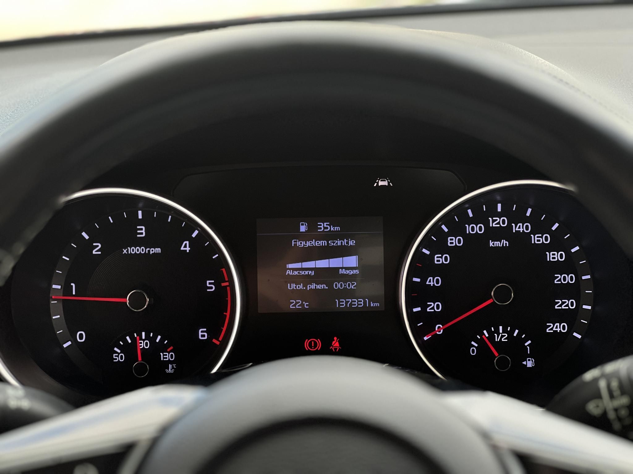 KIA CEE'D Ceed 1.6 CRDi HP Gold Carplay T.kamera Gyári garancia!