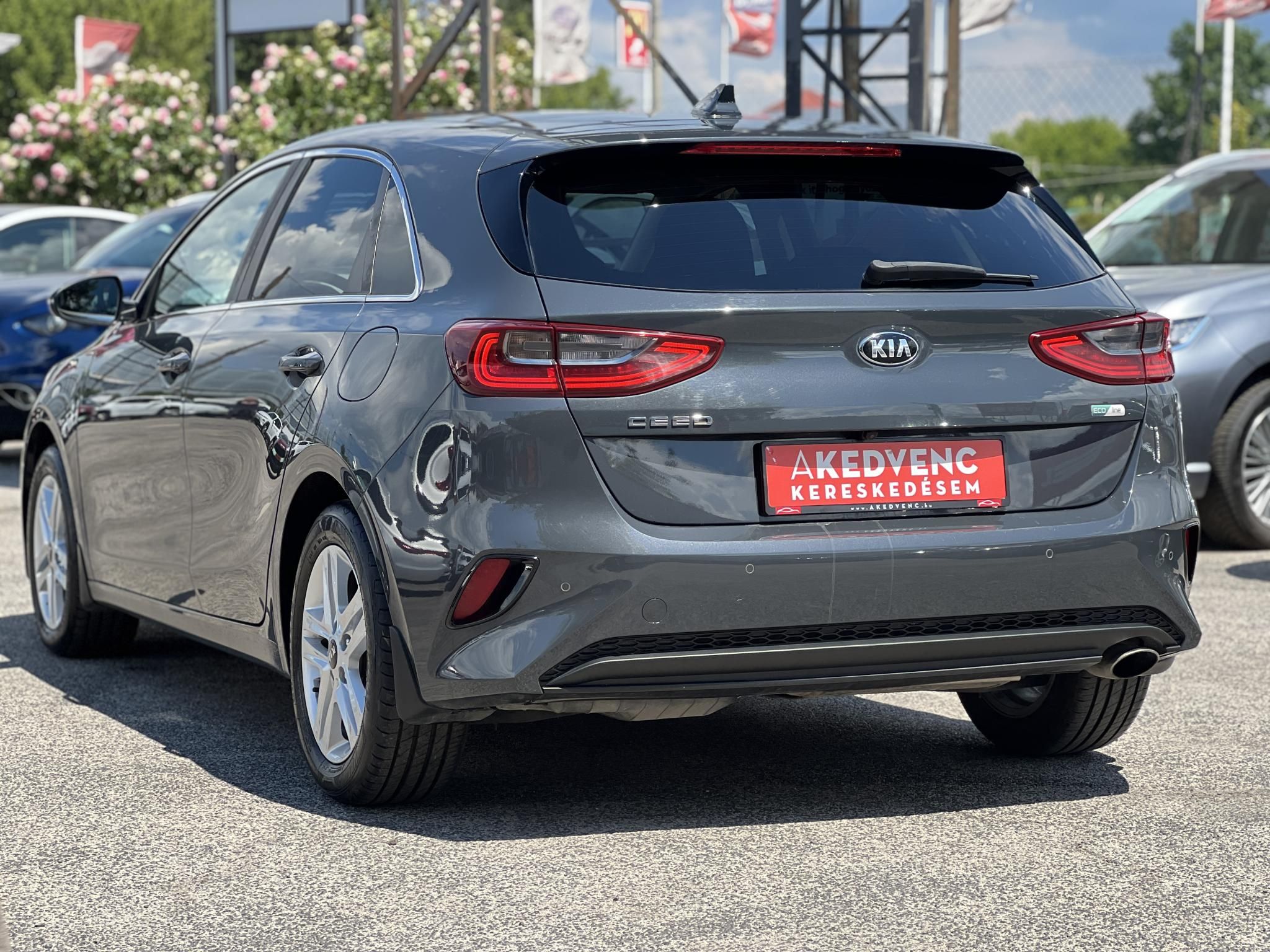 KIA CEE'D Ceed 1.6 CRDi HP Gold Carplay T.kamera Gyári garancia!