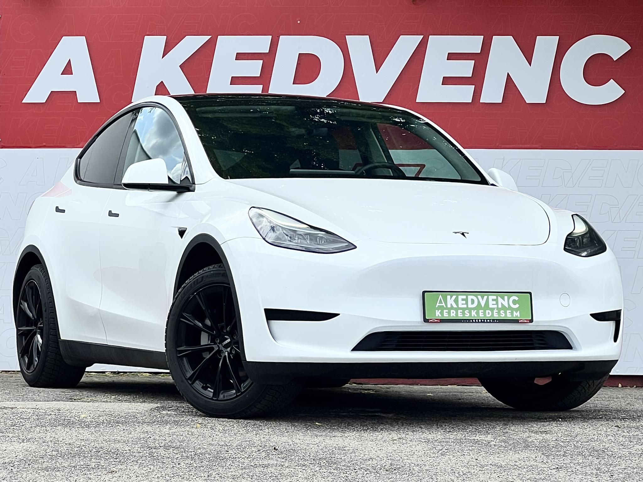TESLA MODEL Y RWD (Automata) 147e km. AMD Ryzen. hőszivattyú. premium hifi. garanciális!
