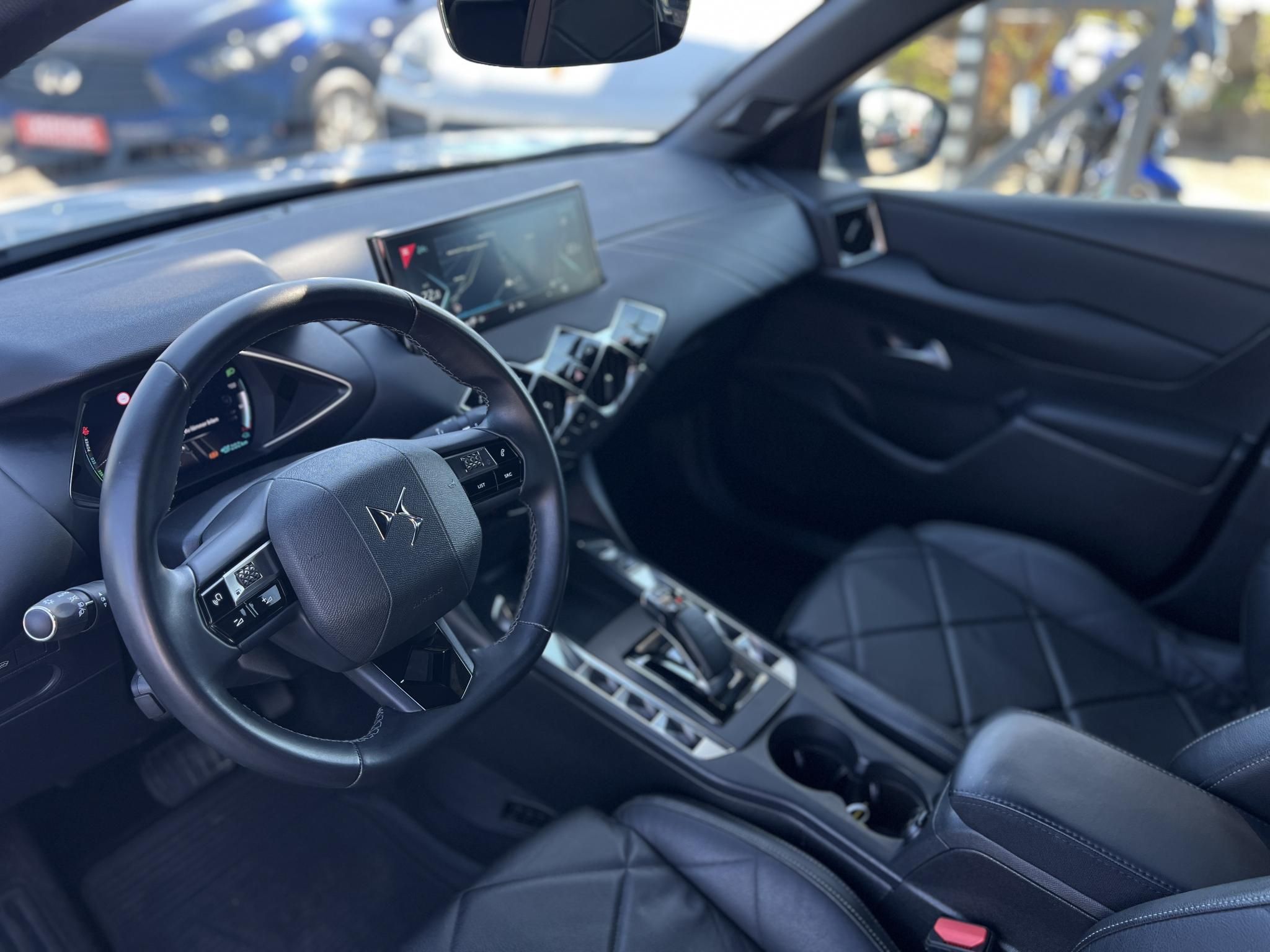 DS DS 3 CROSSBACK E-Tense 50kWh Ultra Prestige 34e km. 300km hátótáv. újszerű állapot. CARPLAY!