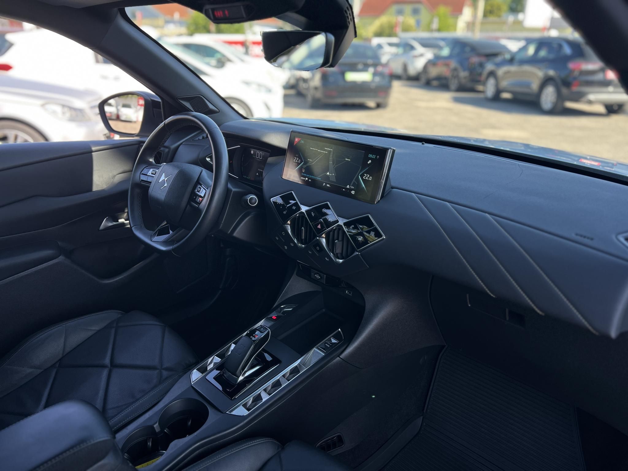 DS DS 3 CROSSBACK E-Tense 50kWh Ultra Prestige 34e km. 300km hátótáv. újszerű állapot. CARPLAY!