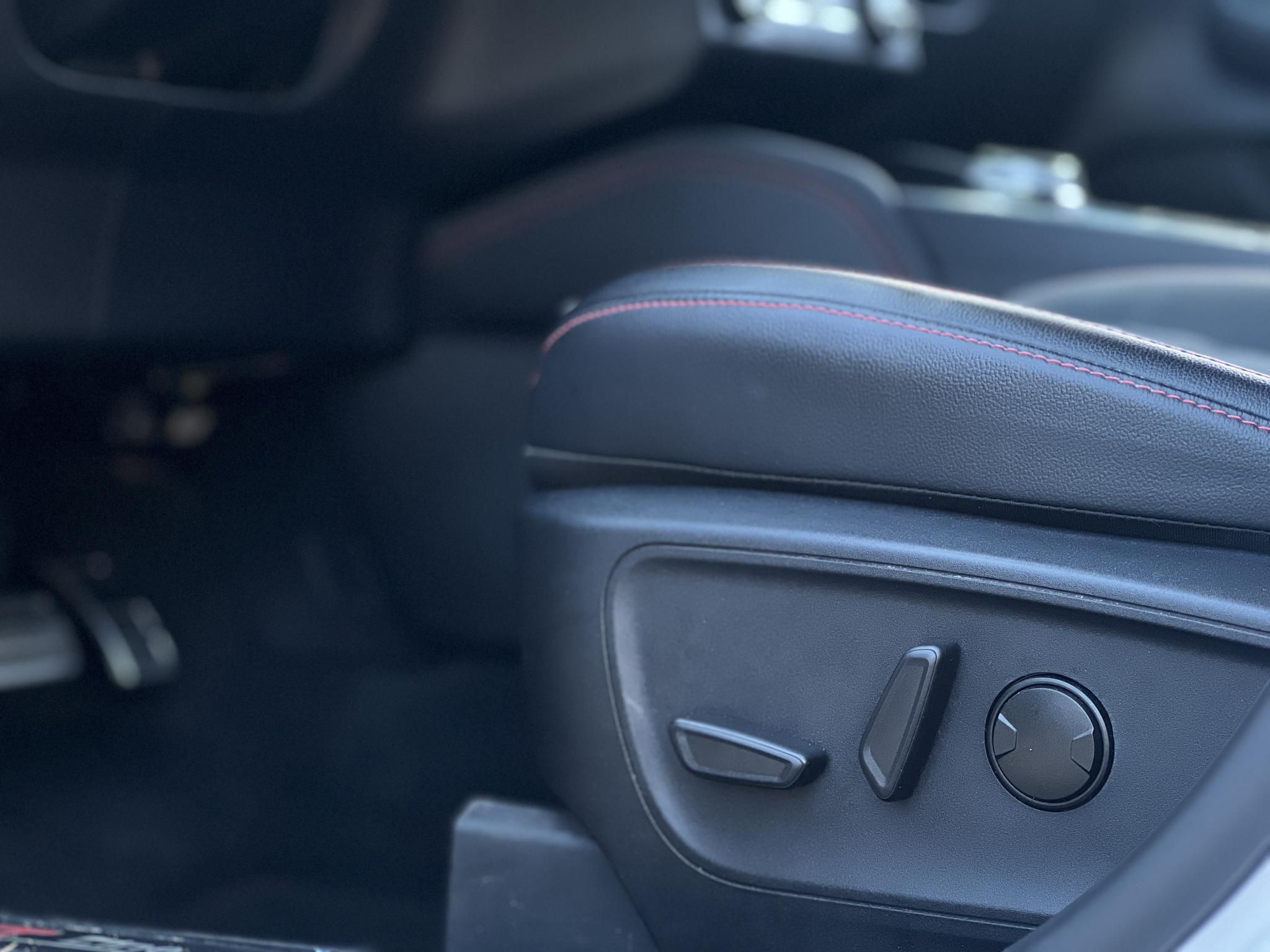 FORD KUGA 2.5 PHEV ST-Line CVT ST-line