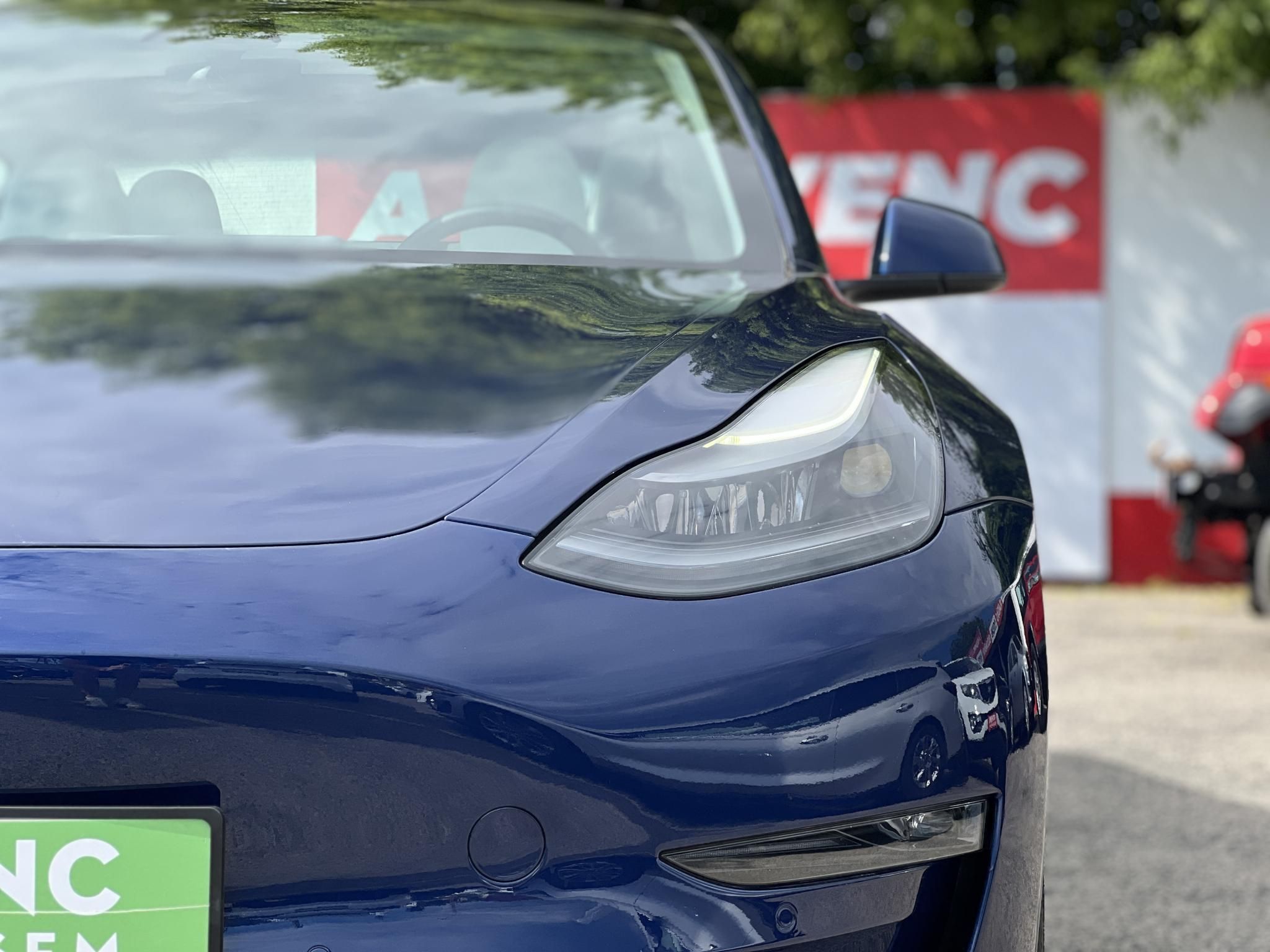 TESLA MODEL 3 Long Range AWD (Automata) 44e km. FEHÉR BELSŐ. mátrix LED. hőszivattyú. garanciális!