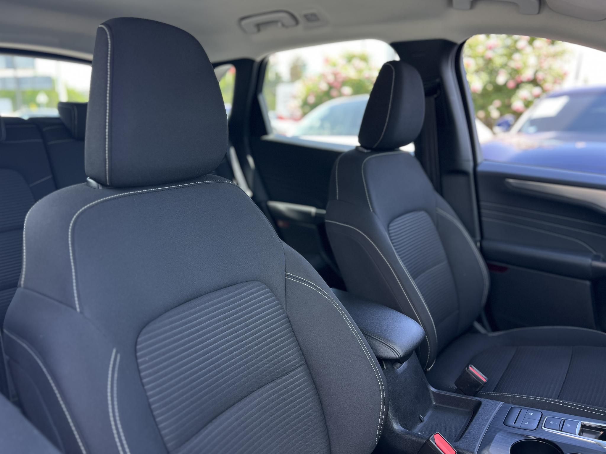 FORD KUGA 2.5 FHEV Titanium CVT 89e km!