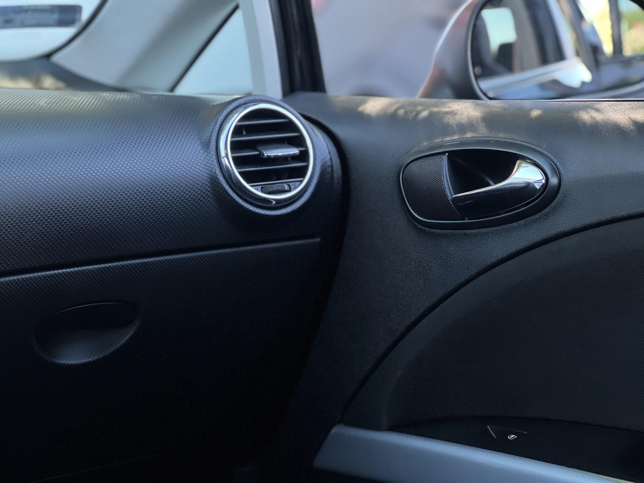 SEAT LEON 2.0 PD TDI FR DPF 170LE. Monster design. Napfénytető. Friss műszaki vizsga!