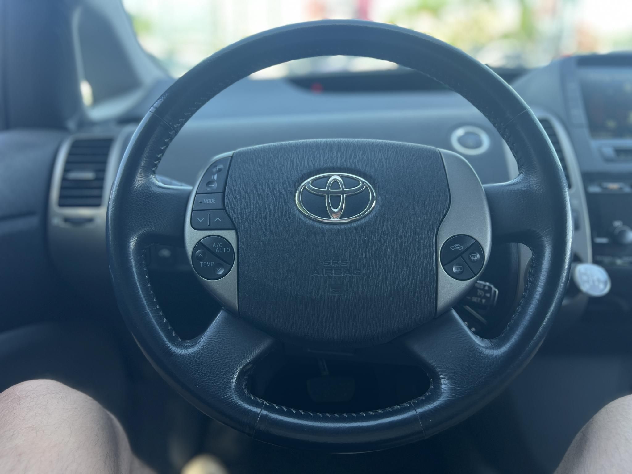 TOYOTA PRIUS 1.5 HSD (Automata) 4 évszakos gumik. Zsuffa Bélánál cserélt akkumulátor!