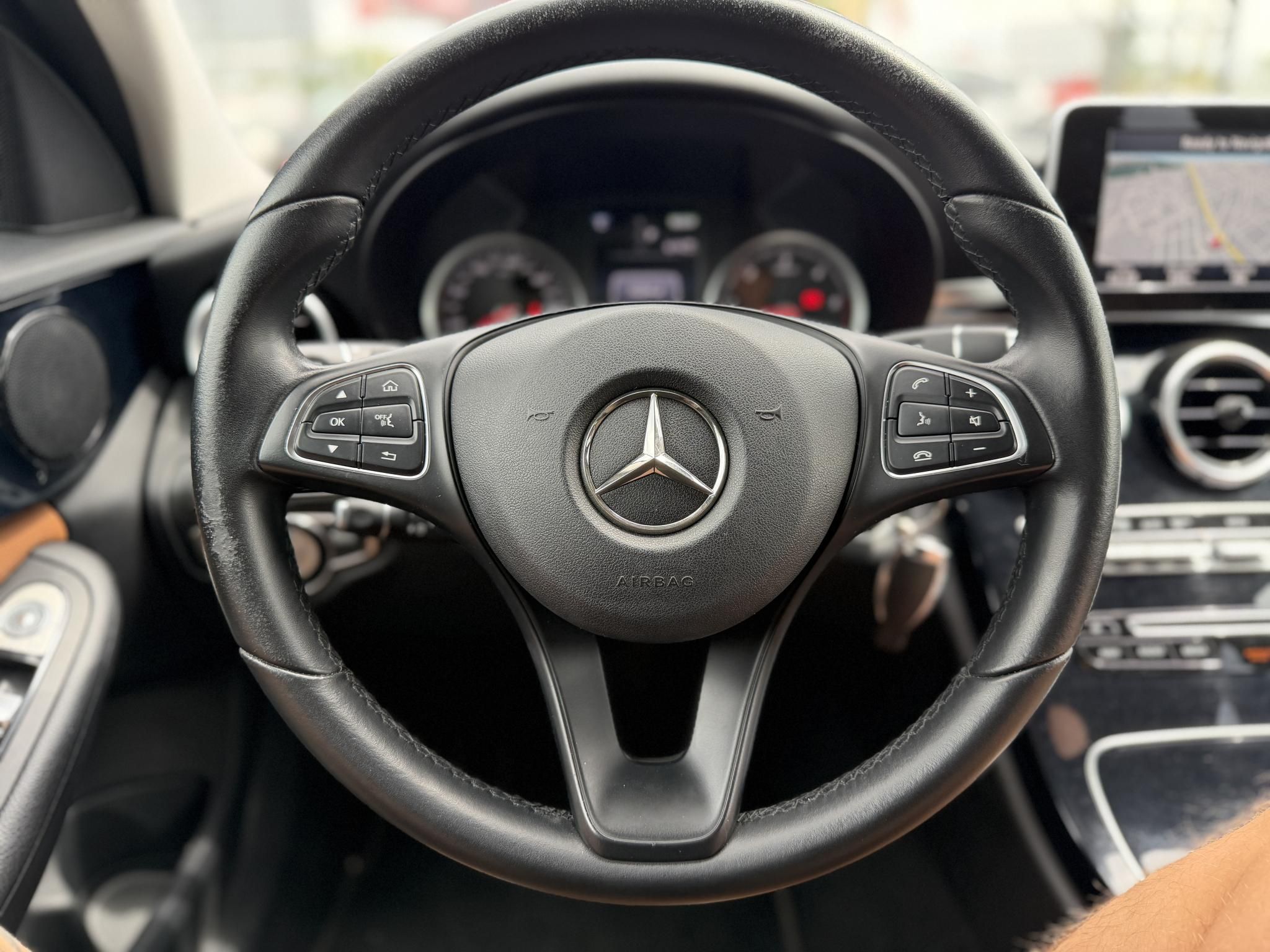 MERCEDES-BENZ C 300 T BlueTEC h HYBRID 7G-TRONIC 138e km. barna bőrbelső. bluetooth. navigáció. megkímélt állapot!