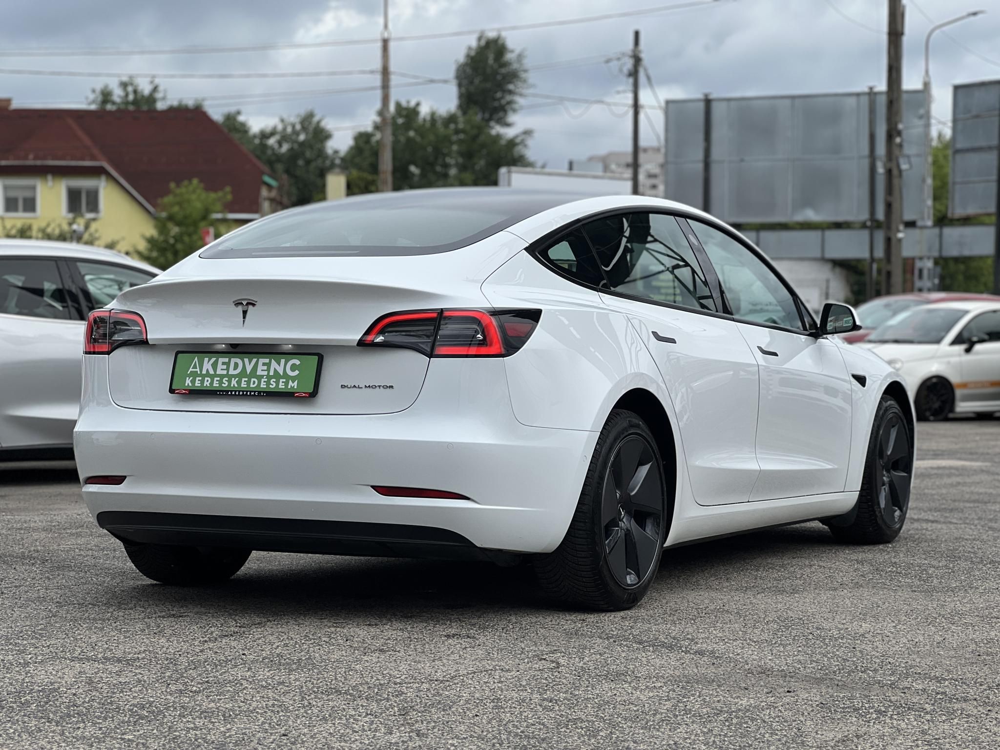 TESLA MODEL 3 Long Range AWD (Automata) 78e km. AMD Ryzen. mátrix LED. hőszivattyú. garanciális!