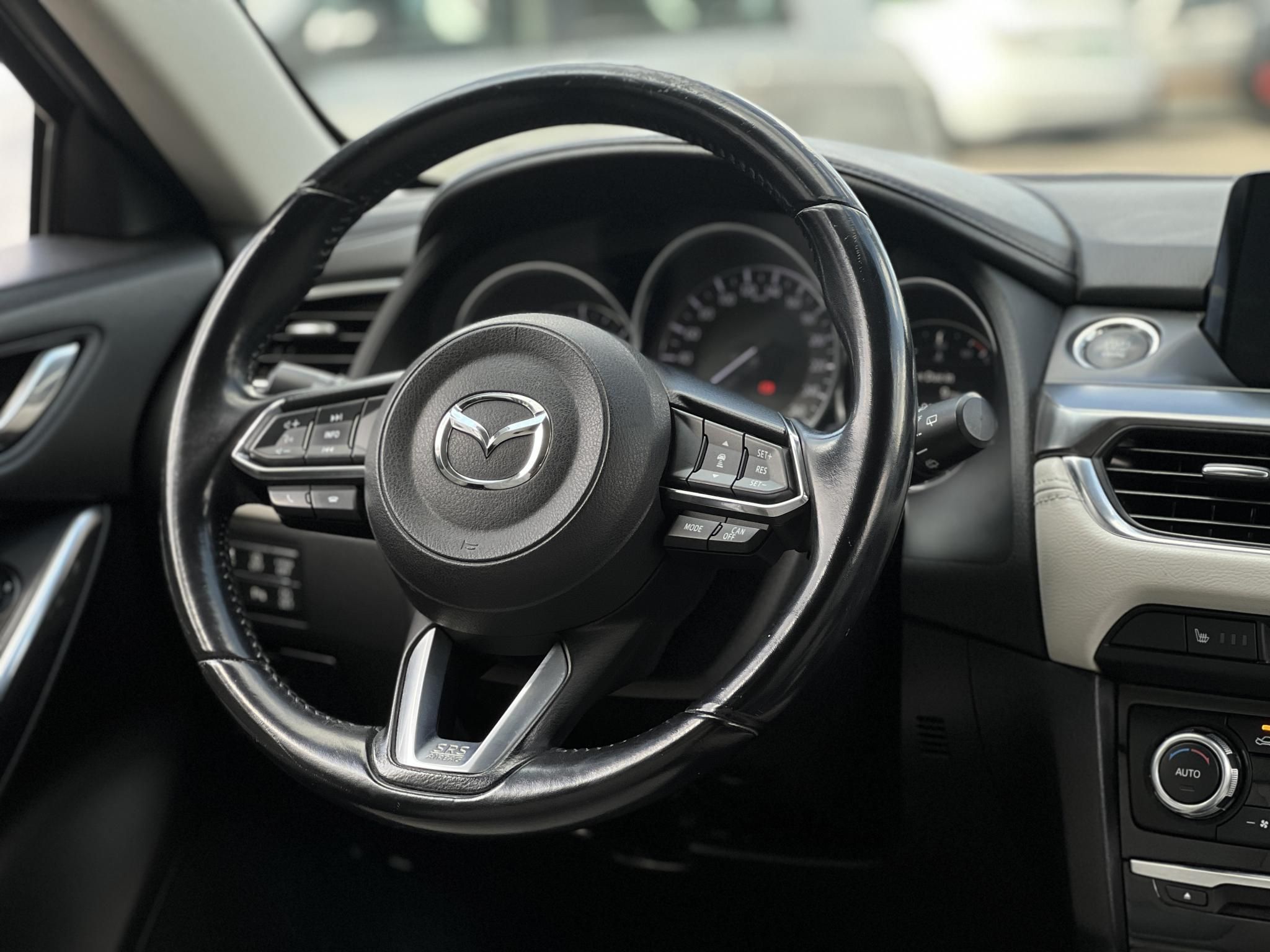 MAZDA 6 2.2 CD Revolution Top (Automata) Sávtartó 360 Head-up Kamera Fehér bőr belső!