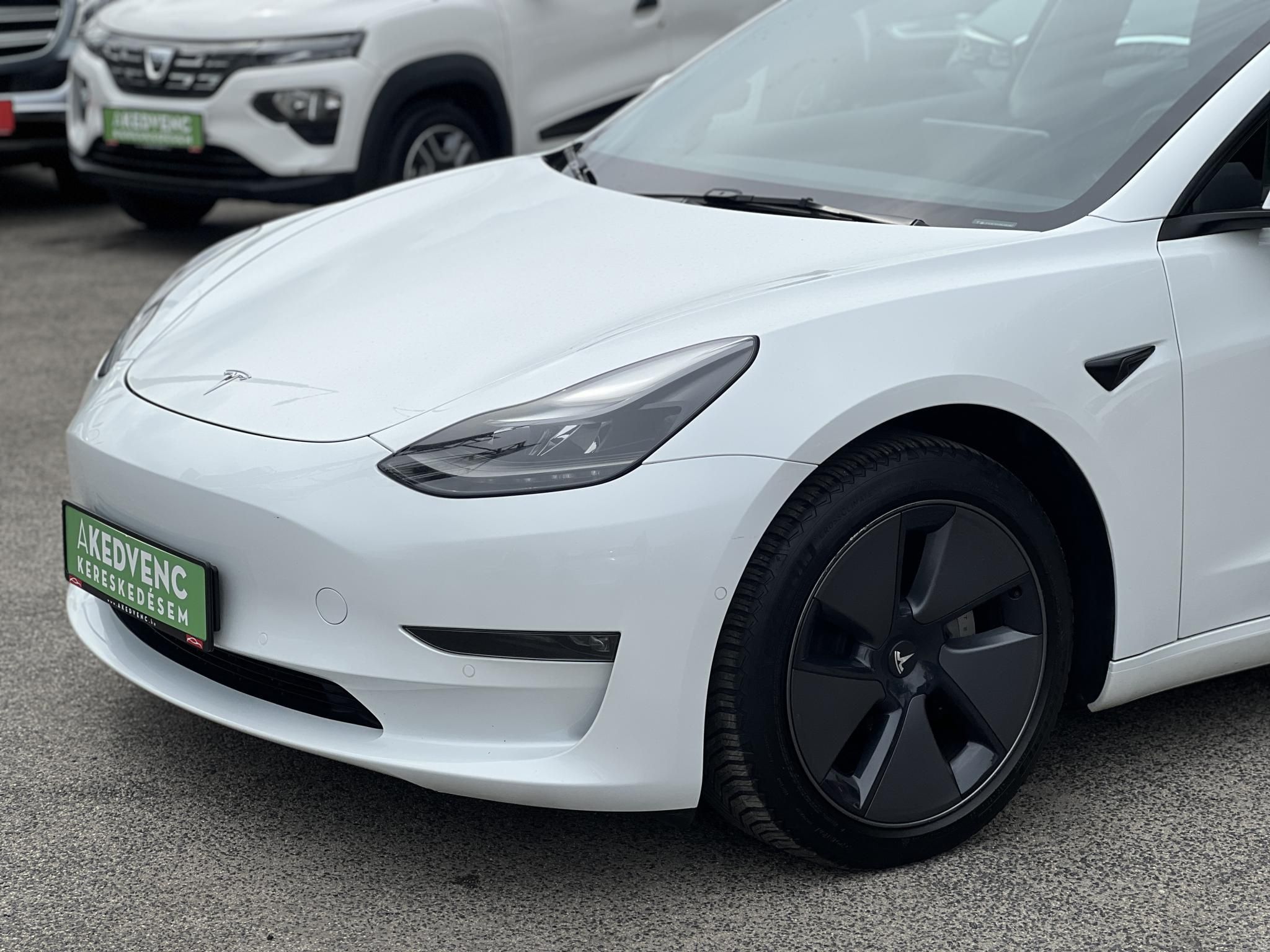 TESLA MODEL 3 Long Range AWD (Automata) 101e km. AMD Ryzen. mátrix LED. hőszivattyú. garanciális!
