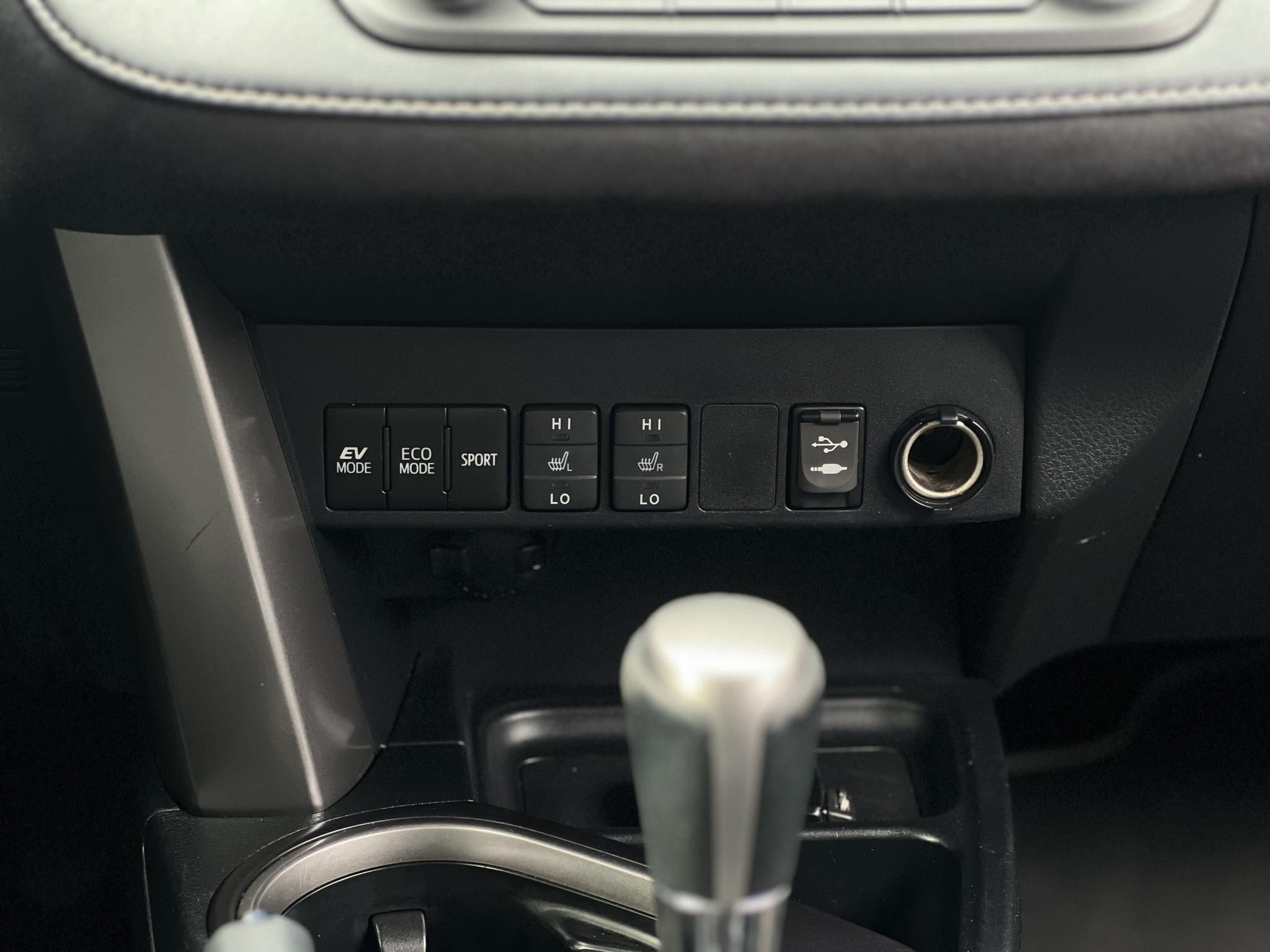 TOYOTA RAV 4 Rav4 2.5 Hybrid Executive 2WD e-CVT 114e km
