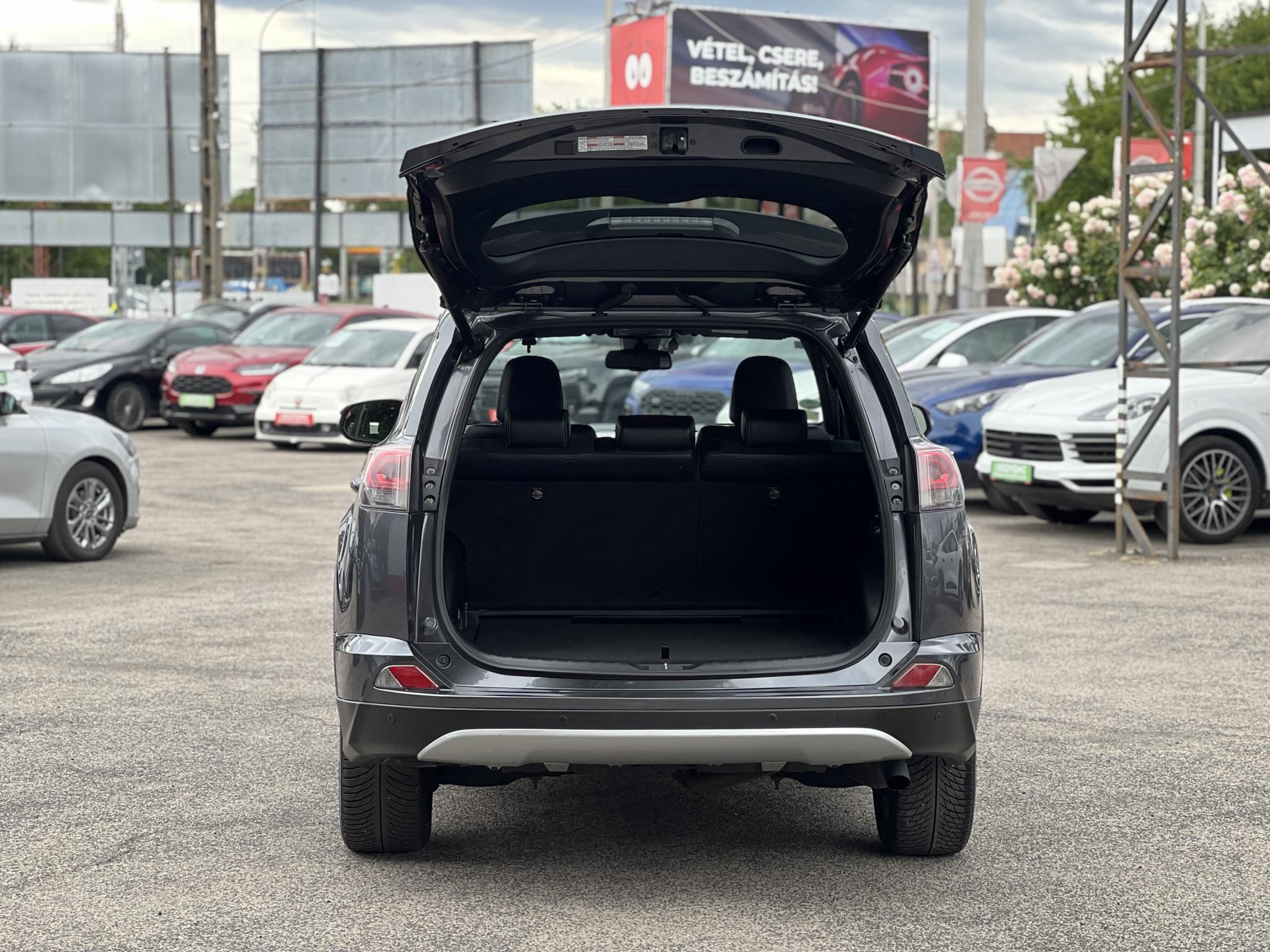 TOYOTA RAV 4 Rav4 2.5 Hybrid Executive 2WD e-CVT 114e km