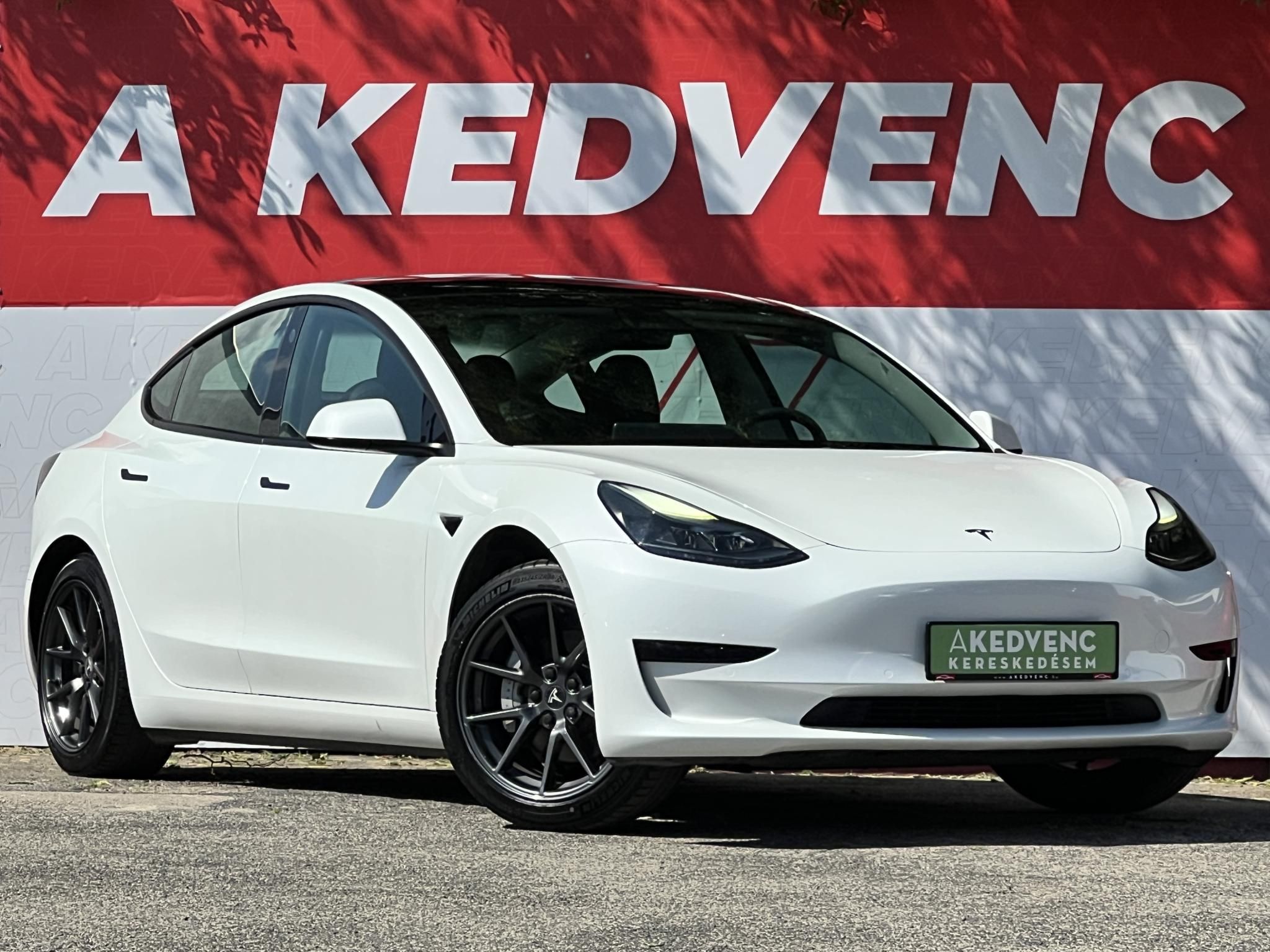 TESLA MODEL 3 Standard Range Plus Aut 62e km. hőszivattyú. garanciális!