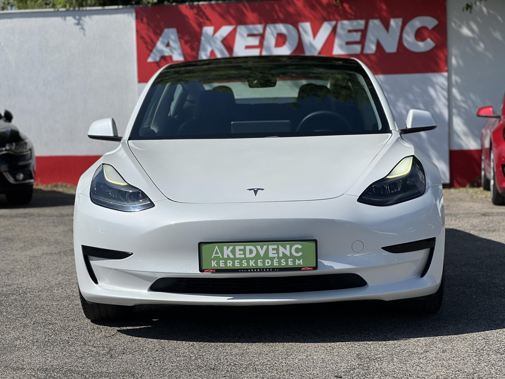 TESLA MODEL 3 Standard Range Plus Aut 62e km. hőszivattyú. garanciális!