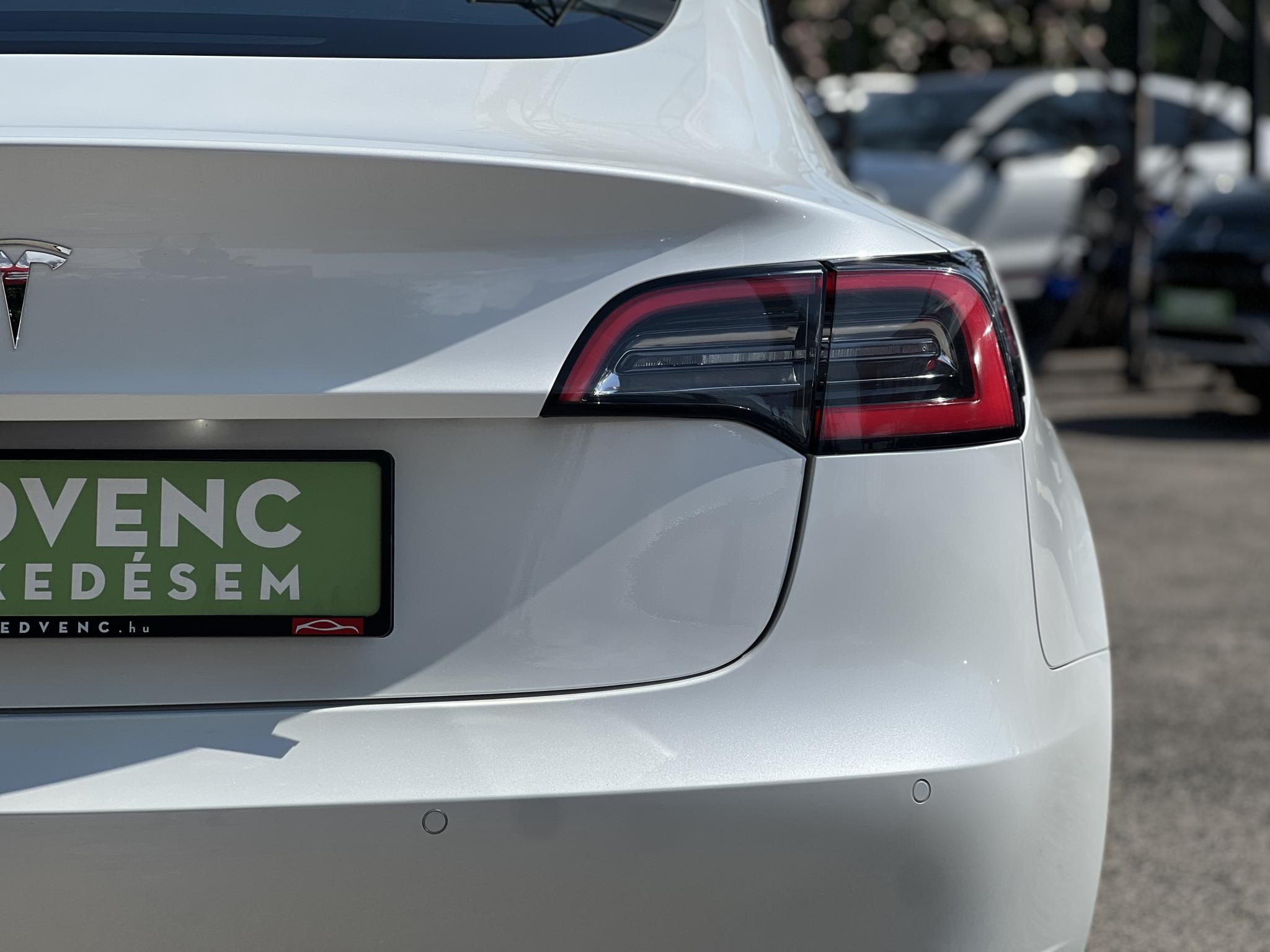 TESLA MODEL 3 Standard Range Plus Aut 62e km. hőszivattyú. garanciális!