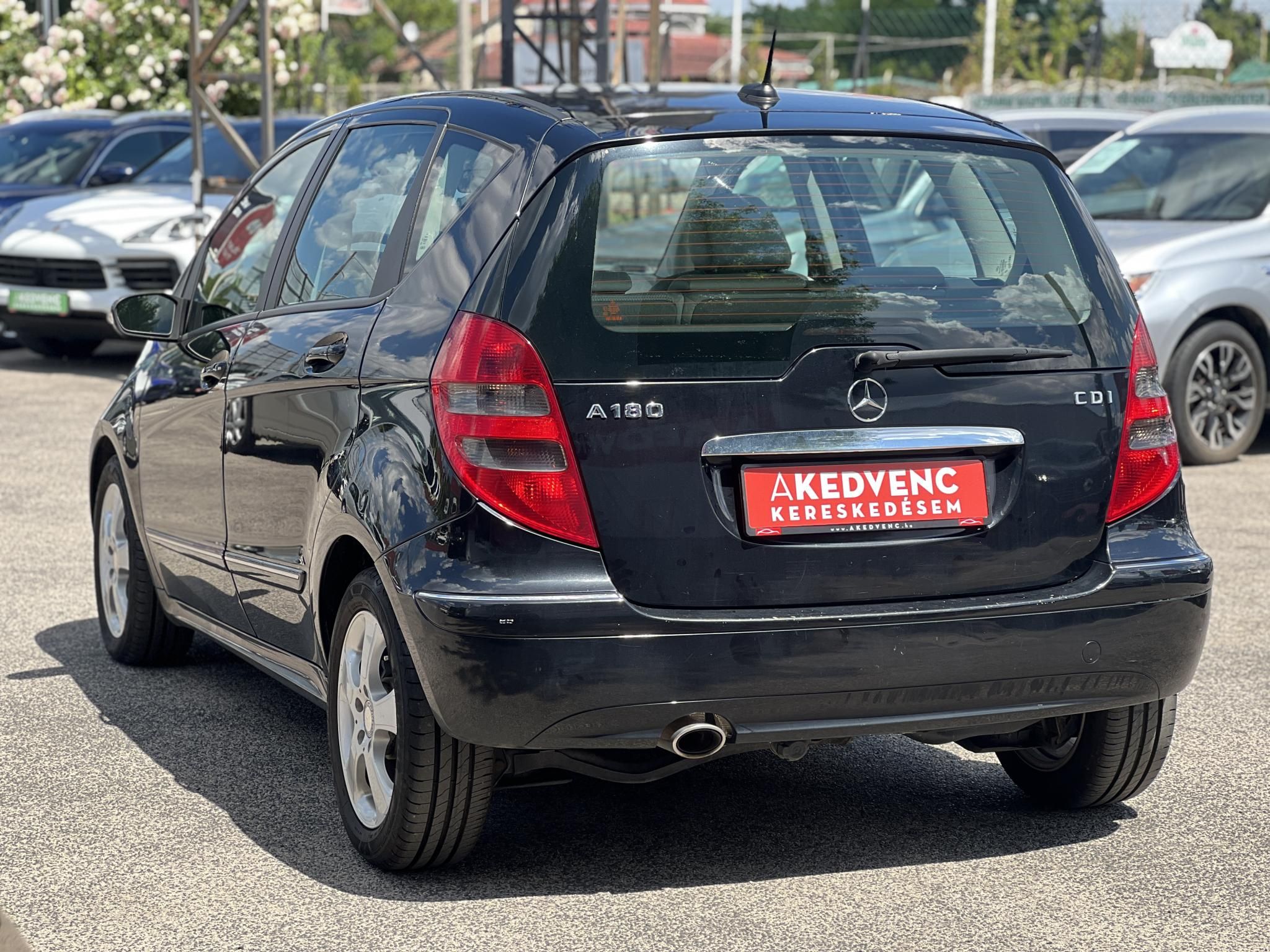 MERCEDES-BENZ A 180 CDI Avantgarde 169e km. világos belső. teljes nagyszerviz elvégezve!