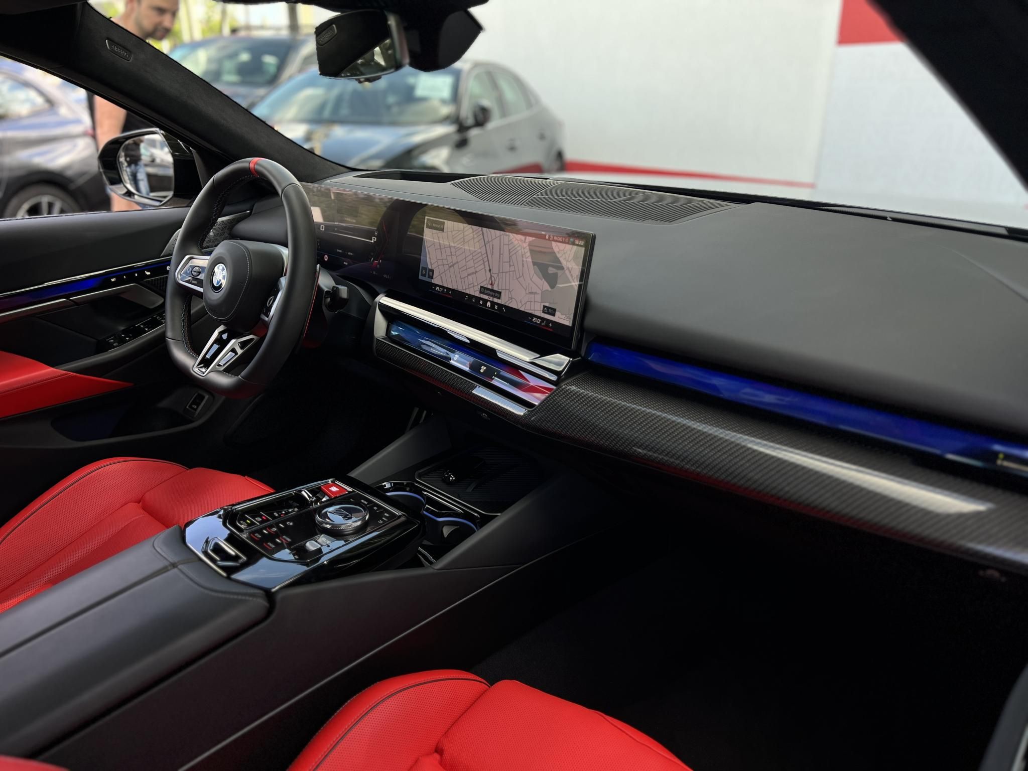 BMW M5 (Automata) Magyarországi. Bowers & Wilkins. 3év/200e km garancia!