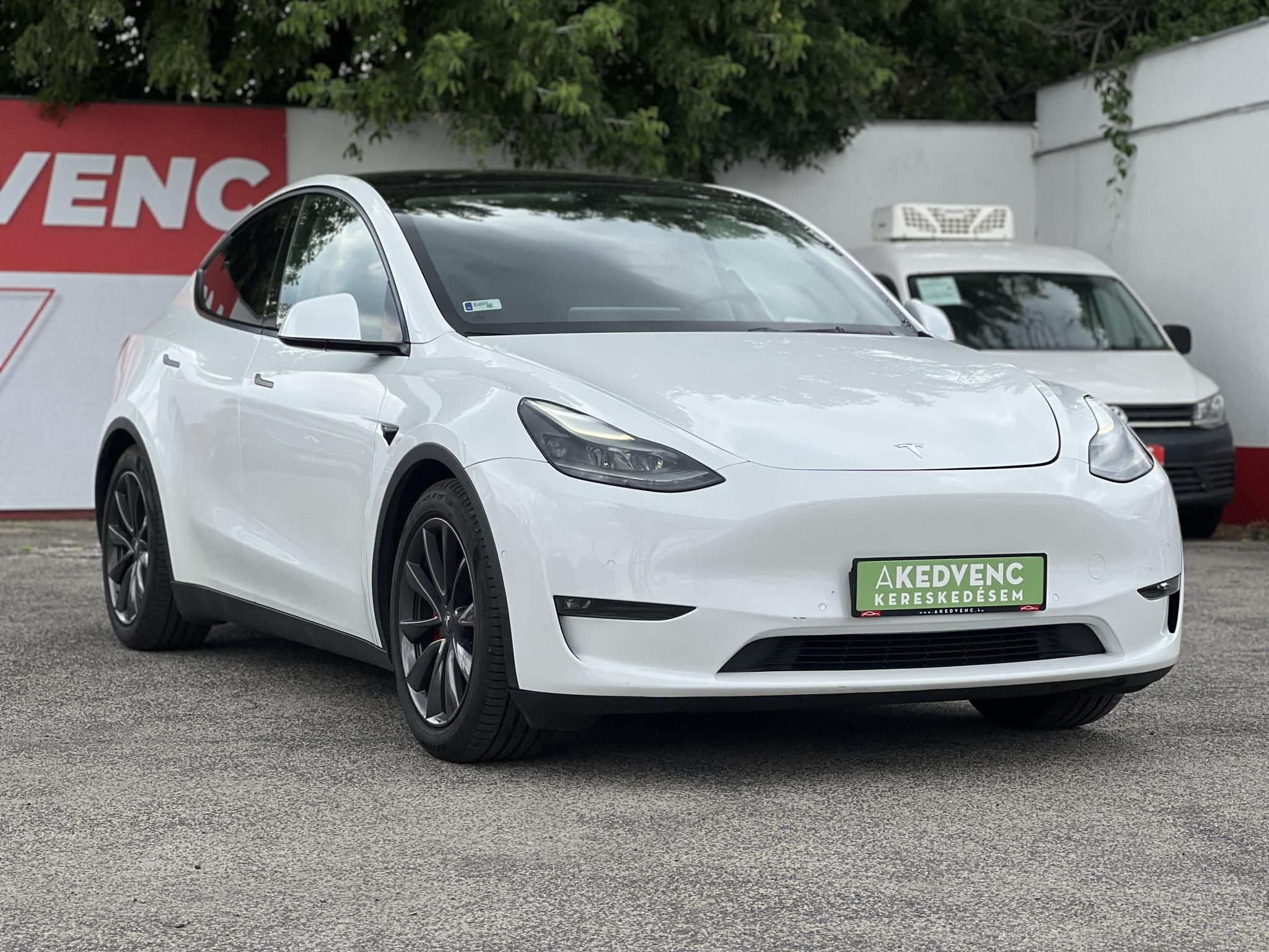 TESLA MODEL Y Performance AWD (Automata) 138e km. AMD Ryzen. mátrix LED. hőszivattyú. magyar rendszámos. garanciális!