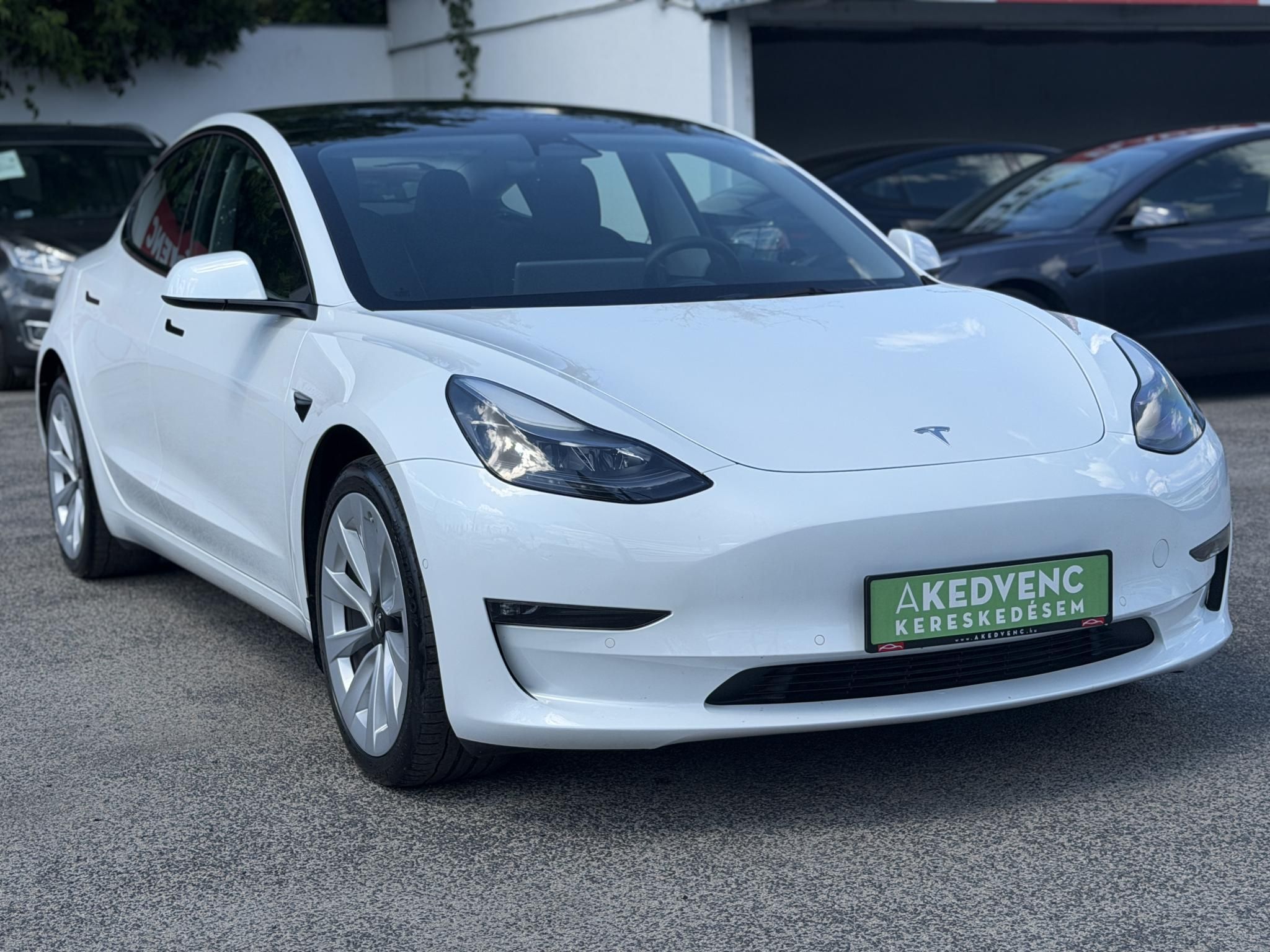 TESLA MODEL 3 Long Range AWD (Automata) 77e km. AMD Ryzen. mátrix LED. hőszivattyú. garanciális!