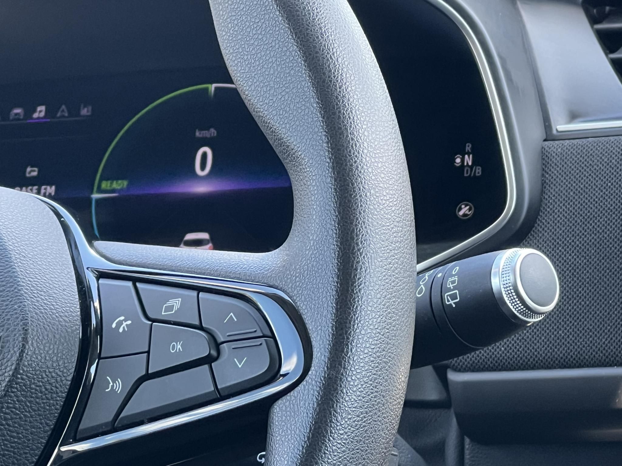 RENAULT ZOE E-Tech Electric 110 52 kWh Life 63e km. 300km hatótáv. CARPLAY!