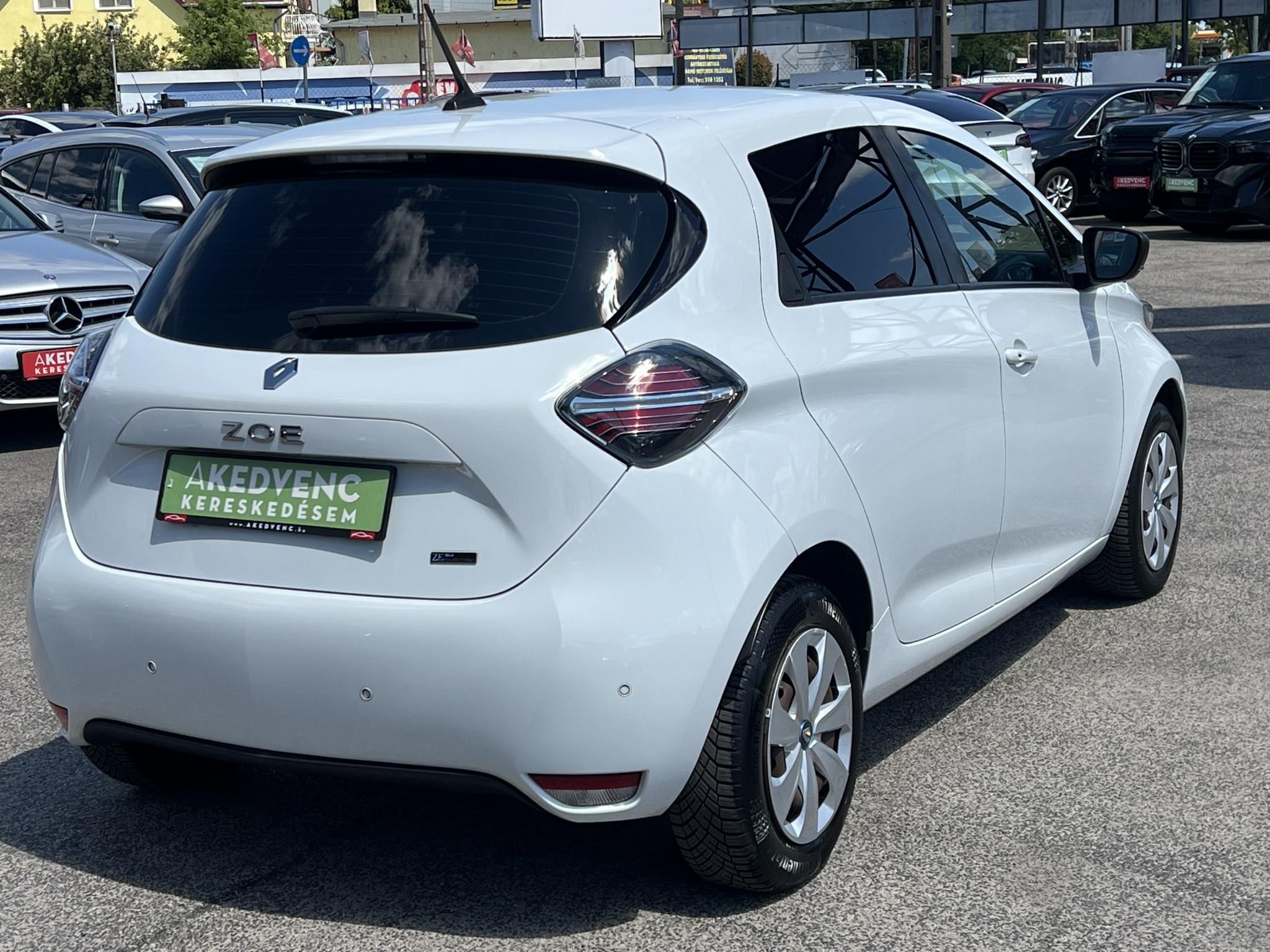 RENAULT ZOE E-Tech Electric 110 52 kWh Life 63e km. 300km hatótáv. CARPLAY!