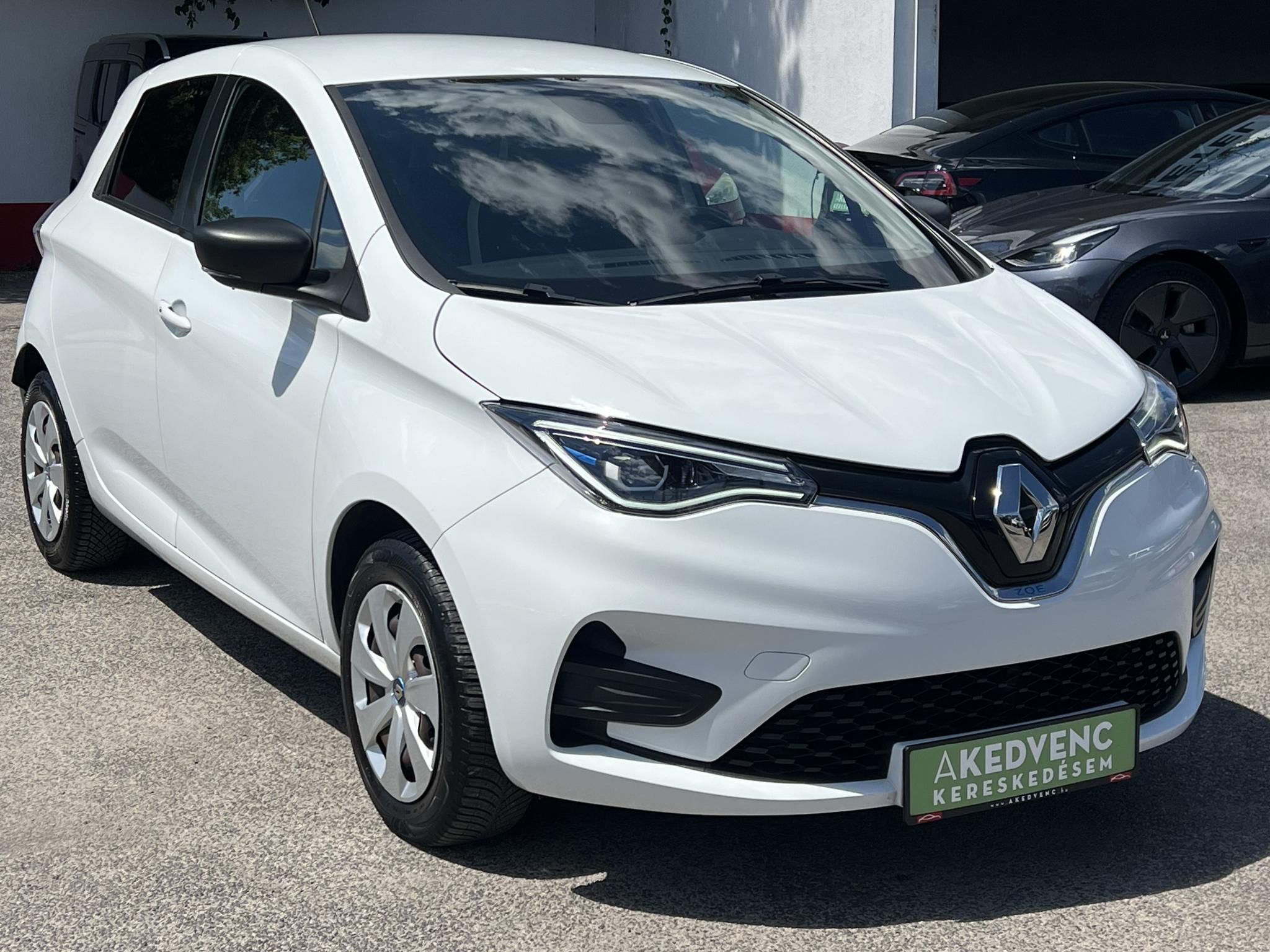 RENAULT ZOE E-Tech Electric 110 52 kWh Life 63e km. 300km hatótáv. CARPLAY!