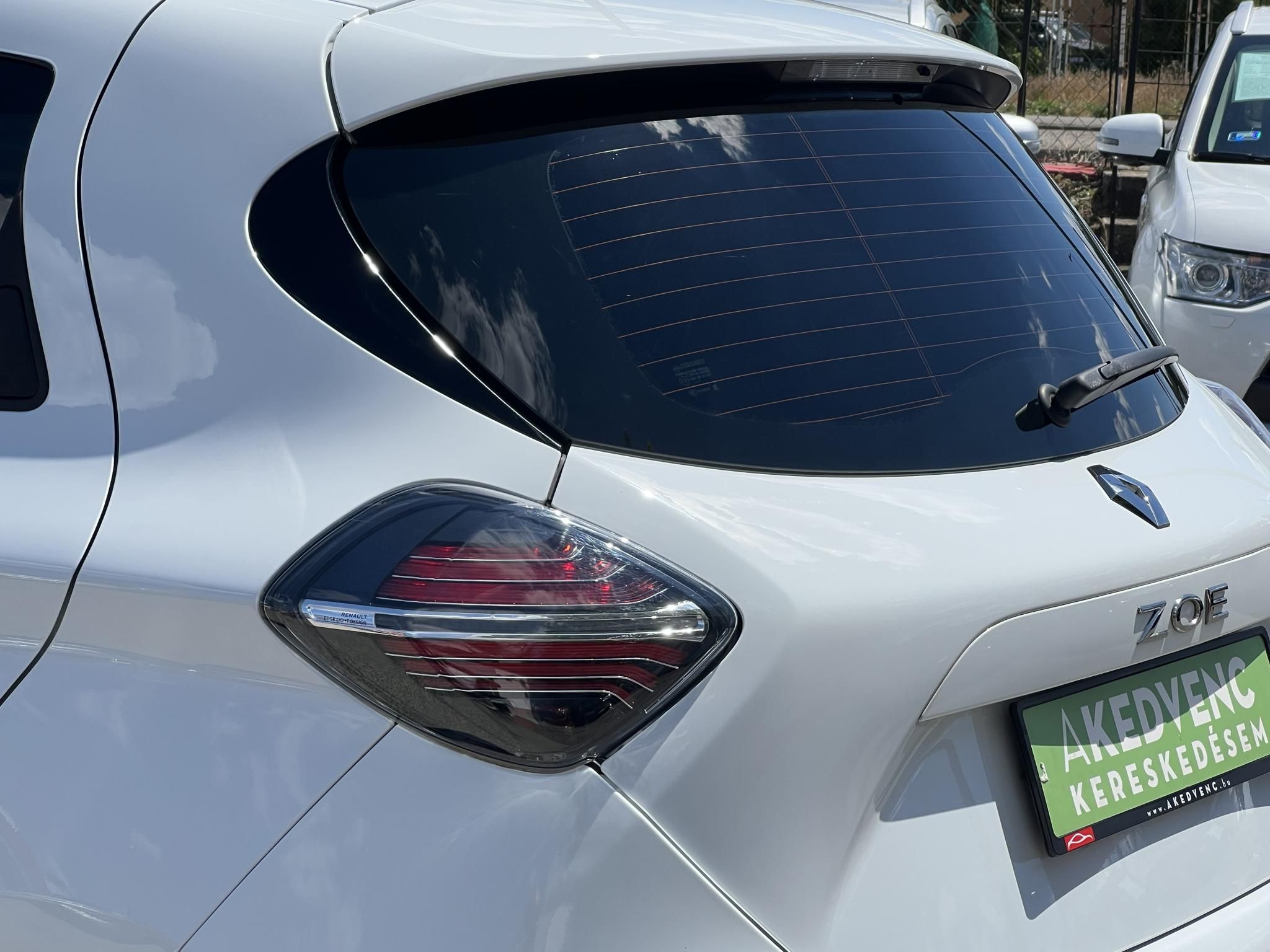 RENAULT ZOE E-Tech Electric 110 52 kWh Life 63e km. 300km hatótáv. CARPLAY!
