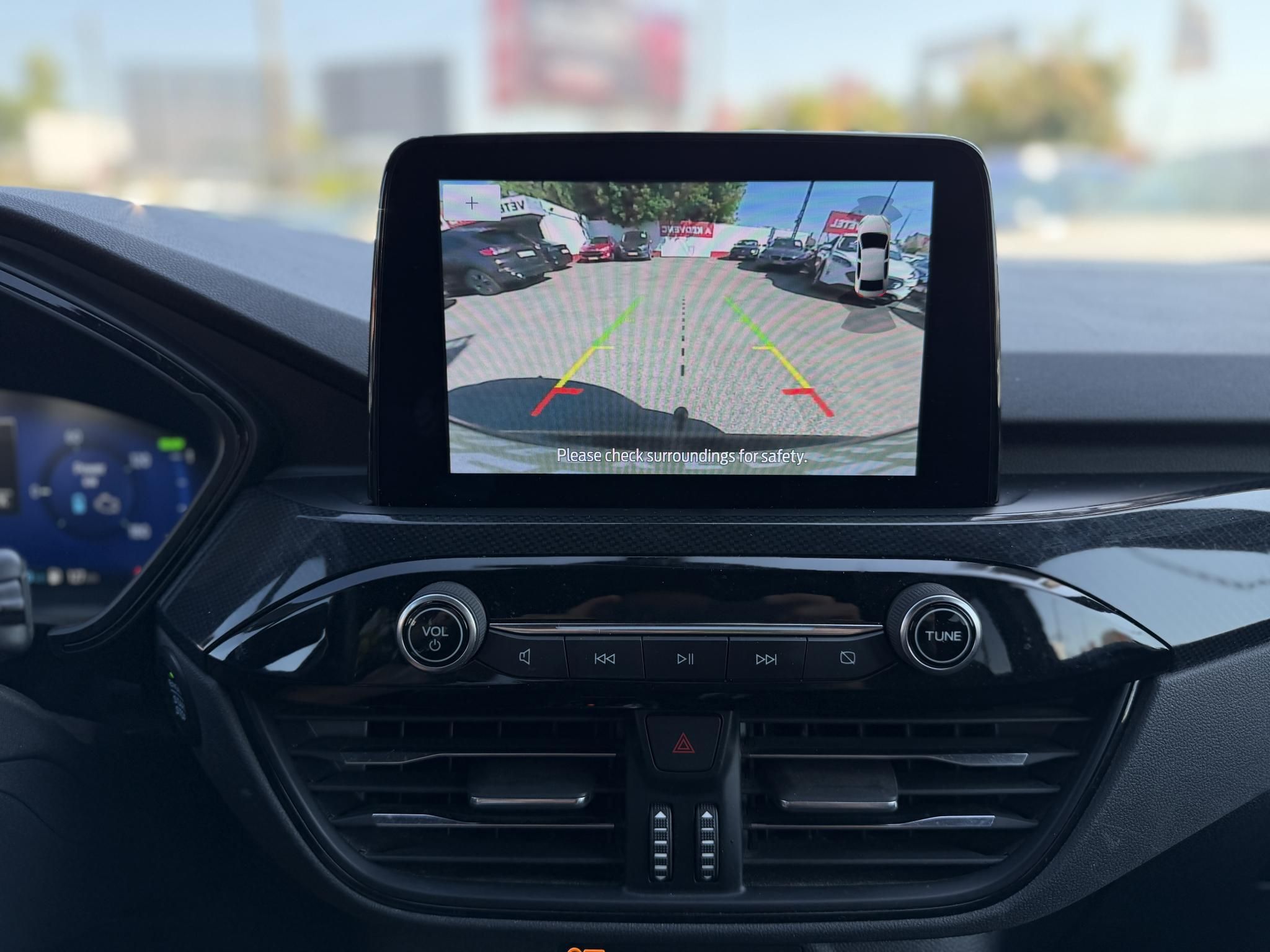 FORD KUGA 2.5 PHEV ST-Line CVT LED fényszórók. napfénytető. kamera. vonóhorog. CARPLAY!