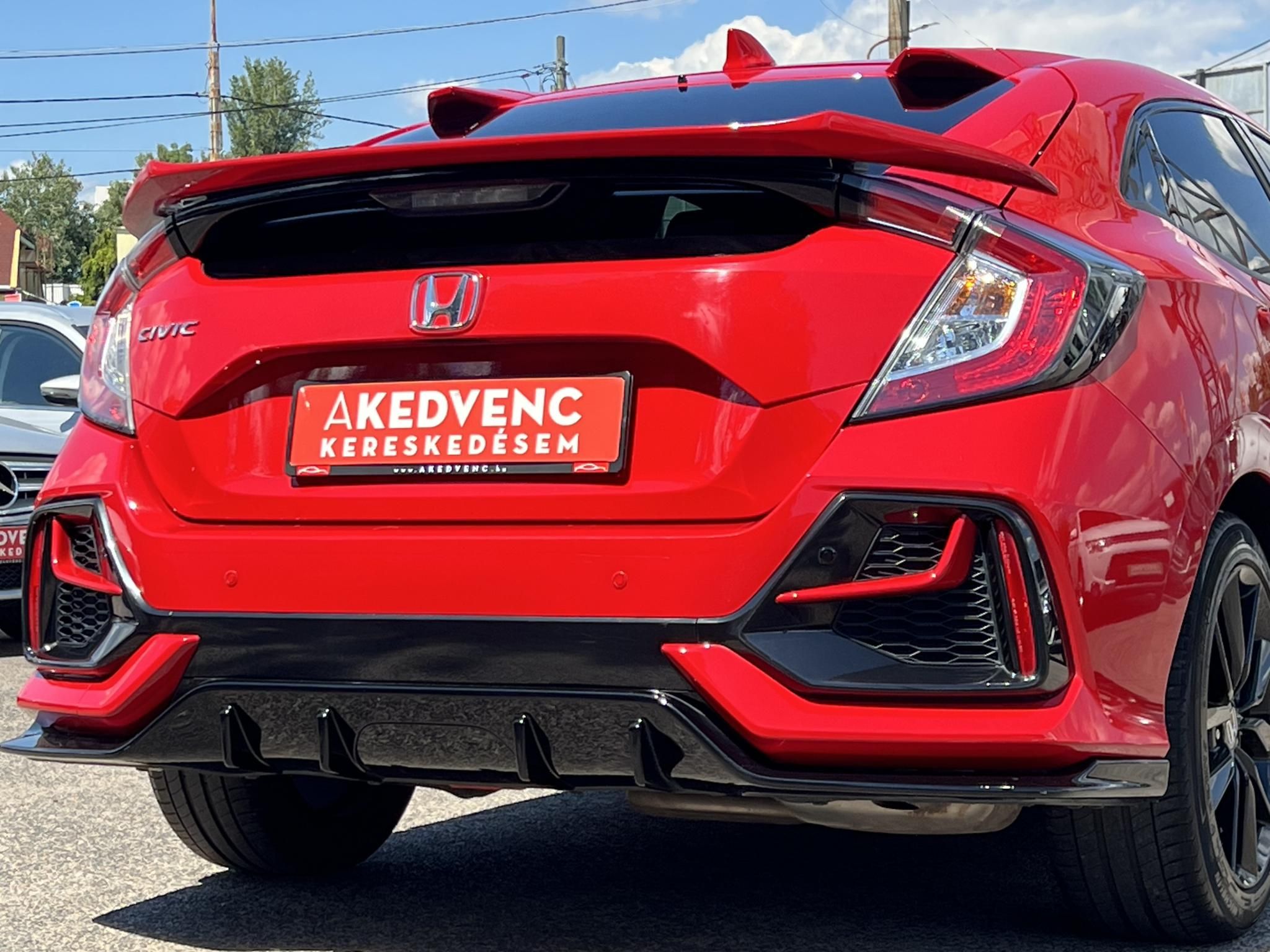 HONDA CIVIC 1.0 T Executive Sport Line 65e km. Magyarországi. 2 tulajdonos. Teljes szerviztörténet!