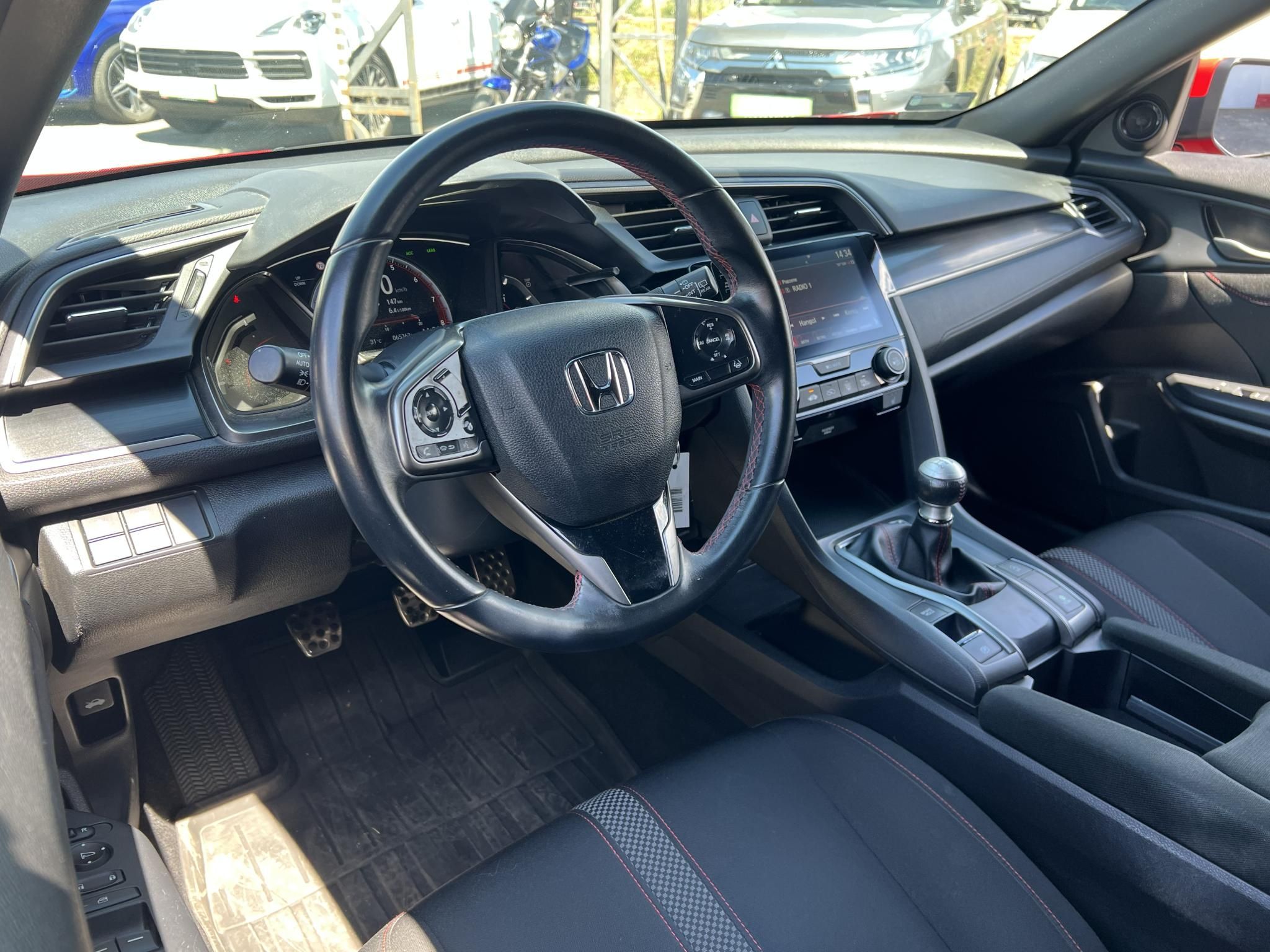 HONDA CIVIC 1.0 T Executive Sport Line 65e km. Magyarországi. 2 tulajdonos. Teljes szerviztörténet!