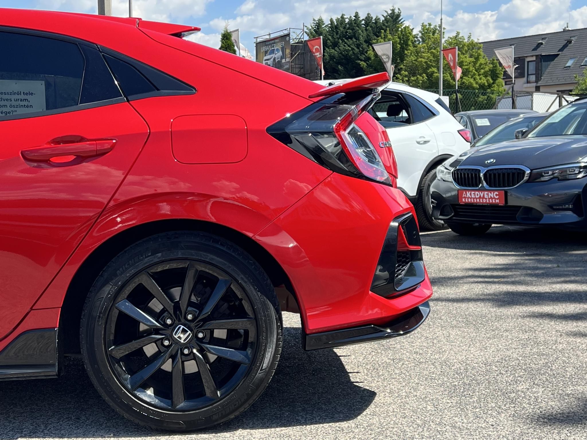 HONDA CIVIC 1.0 T Executive Sport Line 65e km. Magyarországi. 2 tulajdonos. Teljes szerviztörténet!
