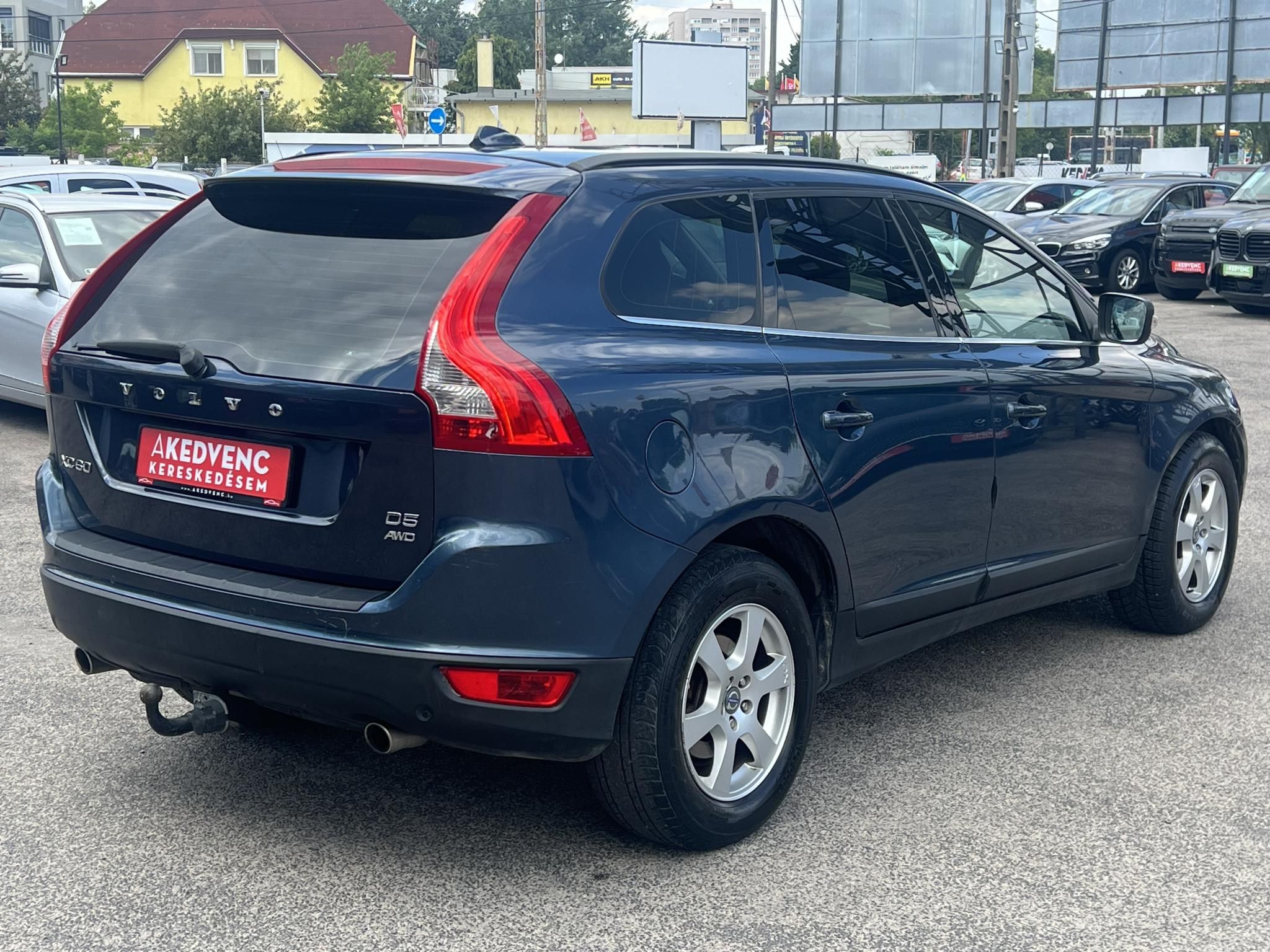 VOLVO XC60 2.4 D [D3] Kinetic Geartronic Klíma Tempomat világos bőr belső!LEGJOBB ÁRON!
