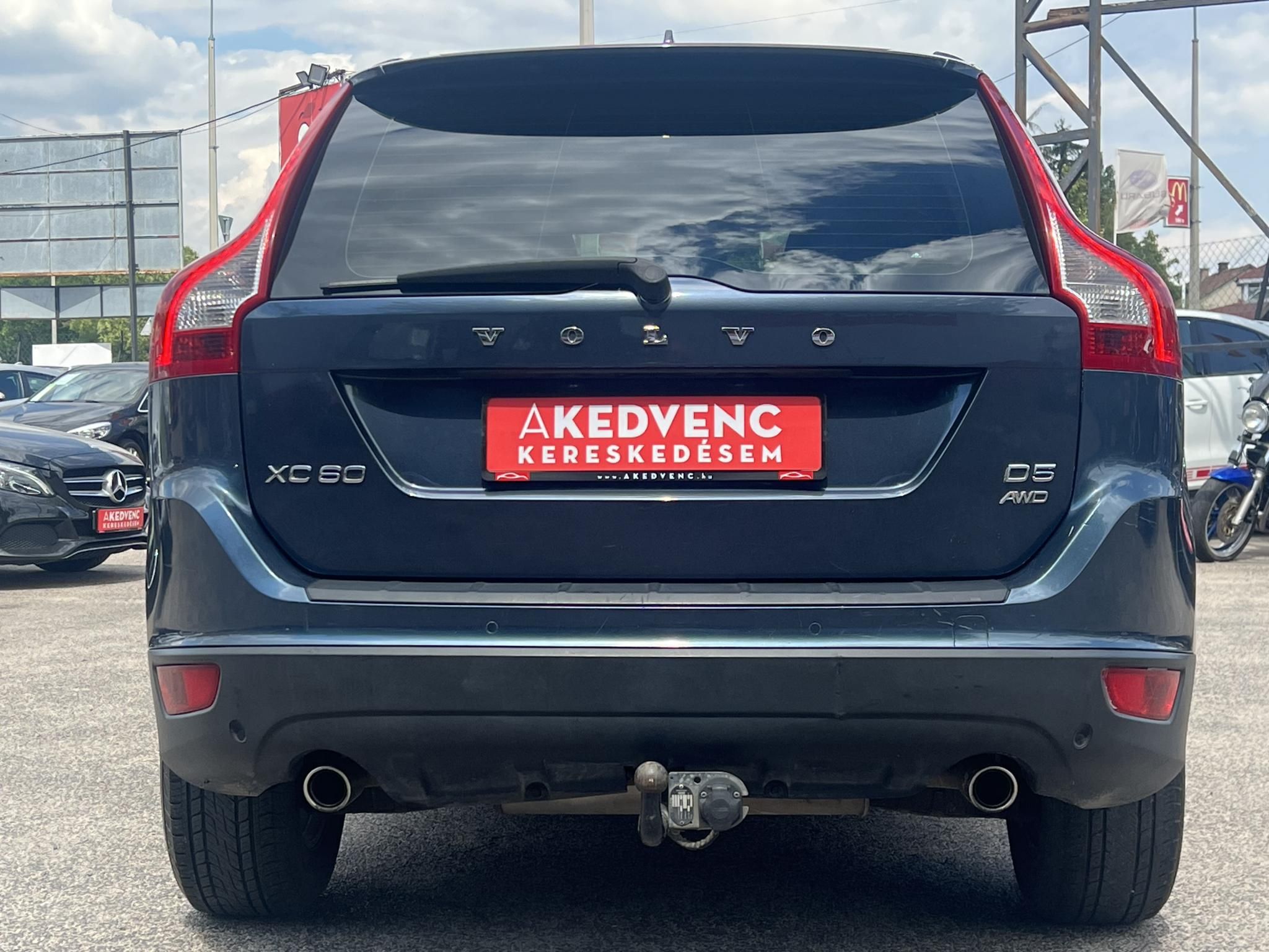 VOLVO XC60 2.4 D [D3] Kinetic Geartronic Klíma Tempomat világos bőr belső!LEGJOBB ÁRON!