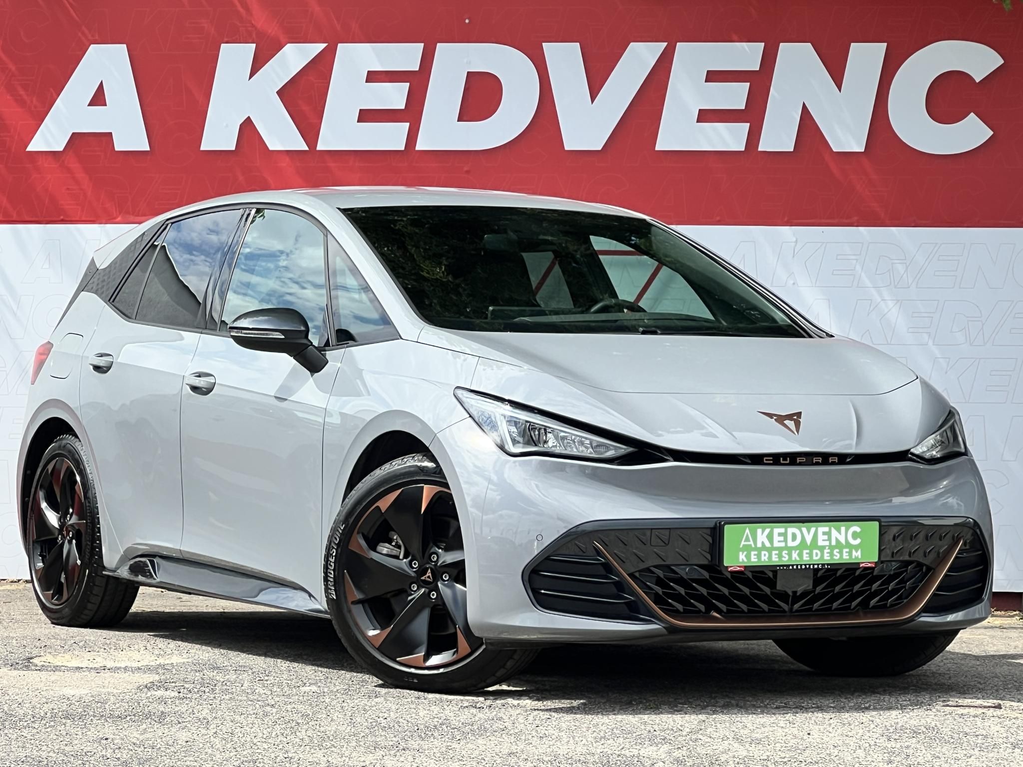 CUPRA BORN eBoost 77 kWh A legjobb konfig. 550km hatótáv. VAPOR GREY!
