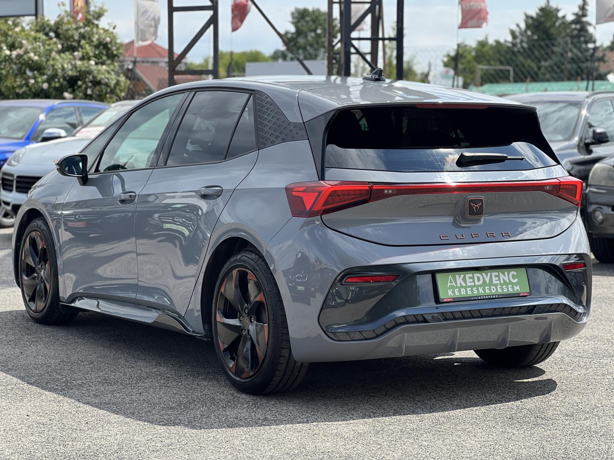 CUPRA BORN eBoost 77 kWh A legjobb konfig. 550km hatótáv. VAPOR GREY!