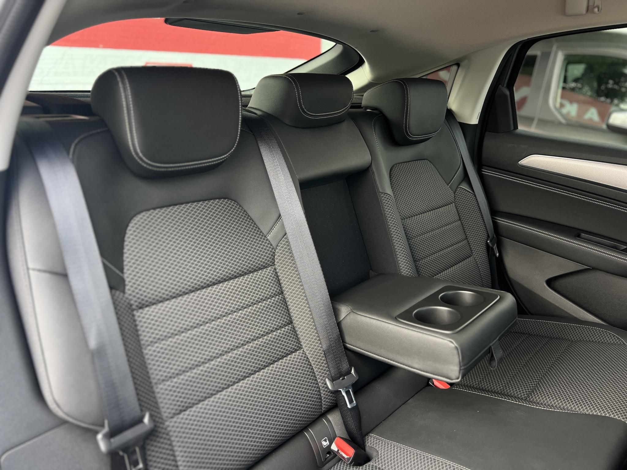 RENAULT ARKANA 1.6 E-Tech Hybrid Intens 80e km. LED fényszórók. CarPlay